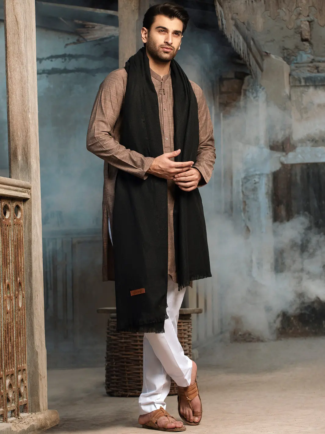Black Blended Shawl For Men - Al-Sh-004 1