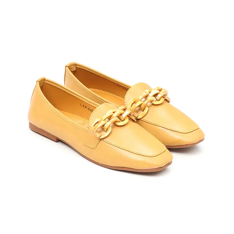 Women's Chunky Buckled Moccs 1