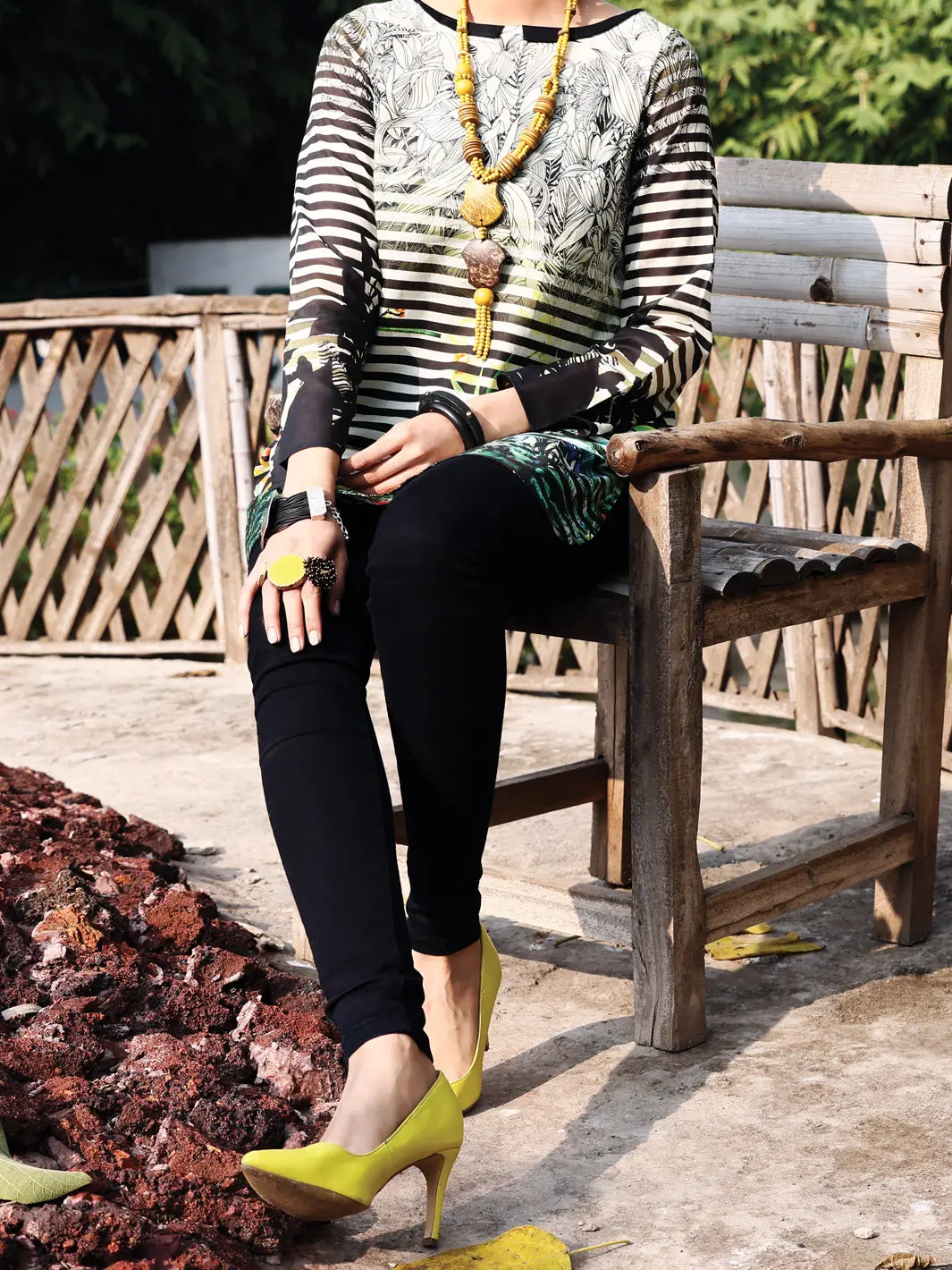 Black Lawn Tunic - Alp-Lk-1019 1