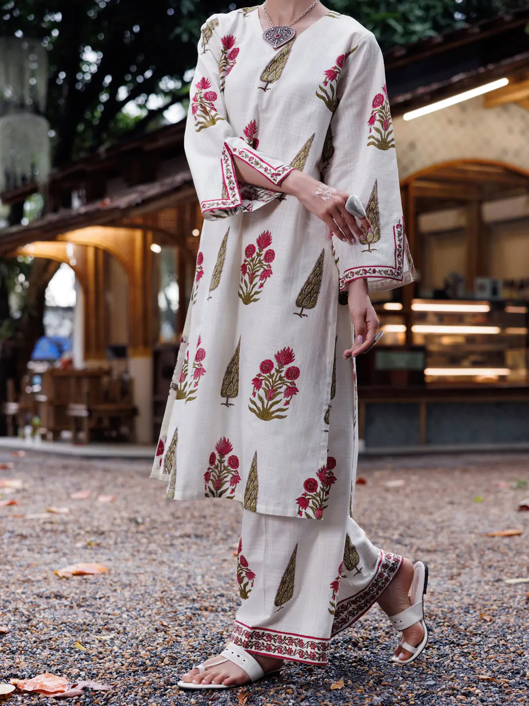 Off White Cotton Dobby Square 2Pc Stitched - Al-2Ps-Lks-1020 1
