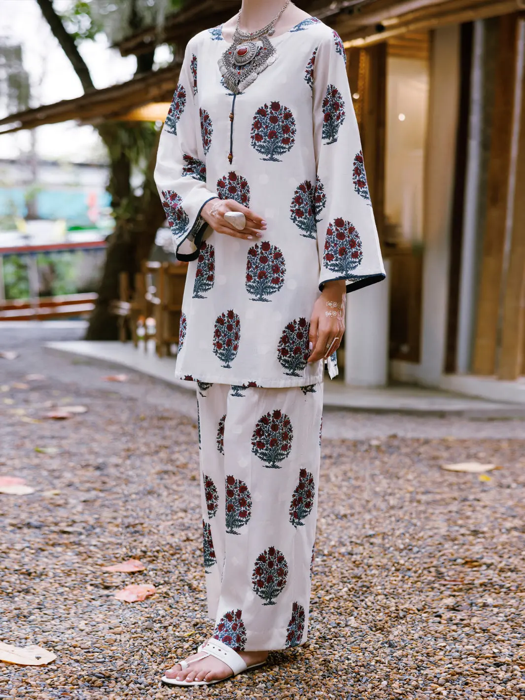 Off White Cotton Dobby 2Pc Stitched - Al-2Ps-Lks-1022 1