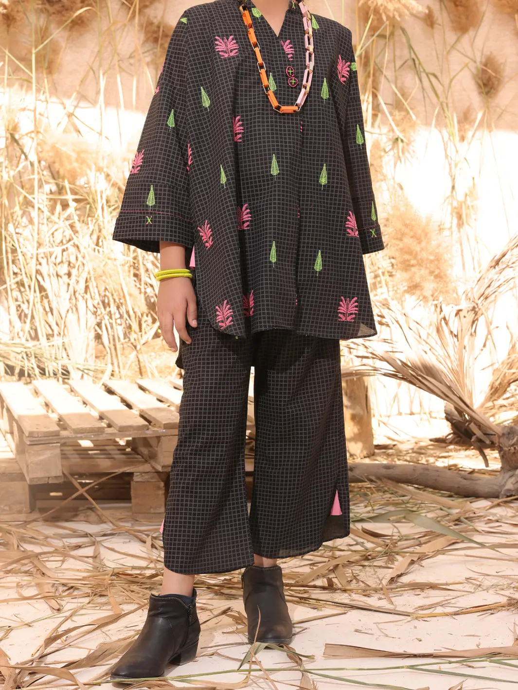 Black Lawn 2 Piece Stitched - Alt-2Ps-Lks-1030 1