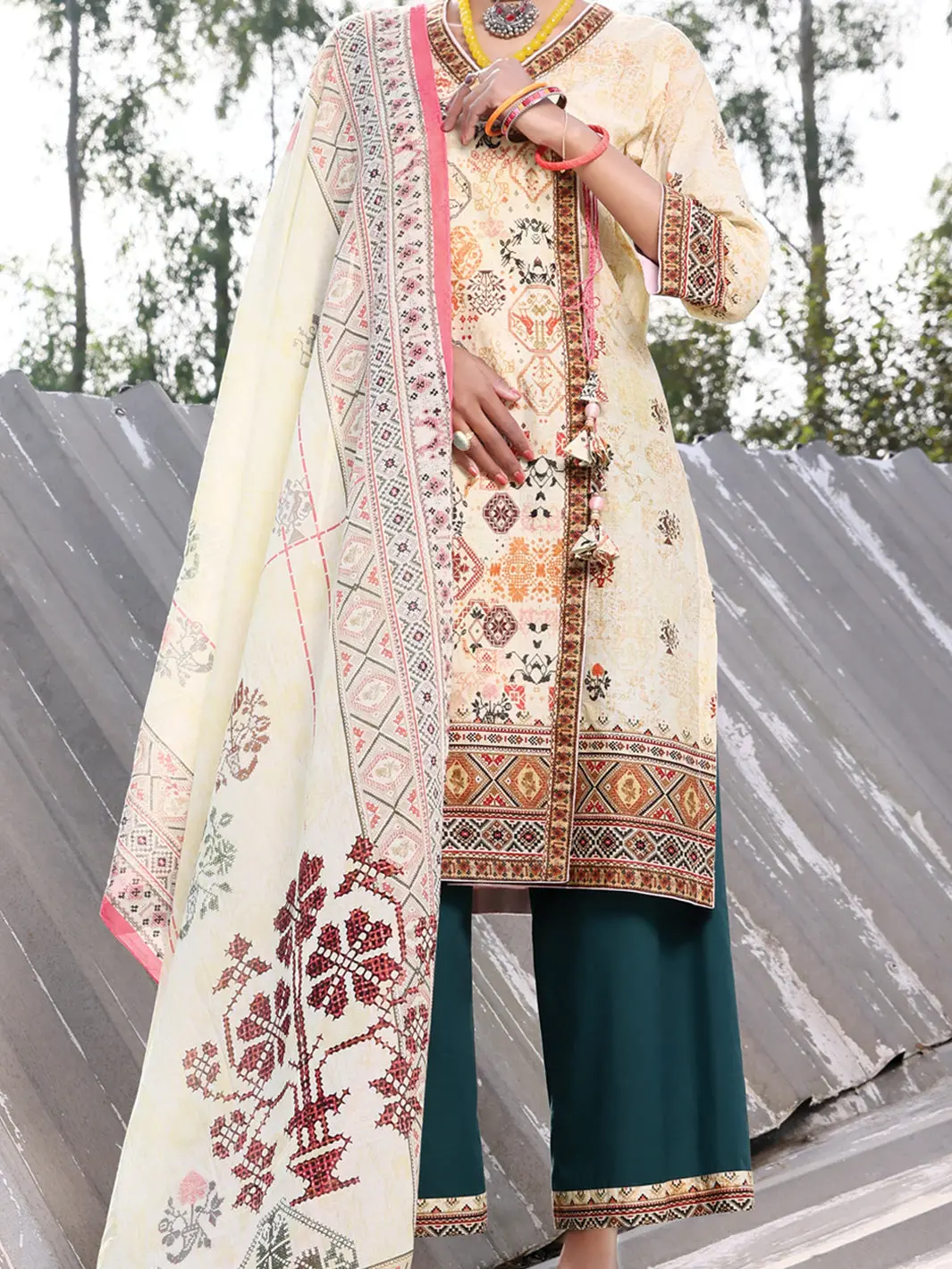Beige Lawn 3Pc Stitched - Alp-3Ps-1041 1
