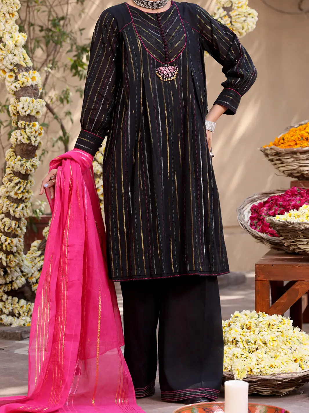 Black Yarn-Dyed Jacquard 3Pc Stitched - Alp-3Ps-1097 1
