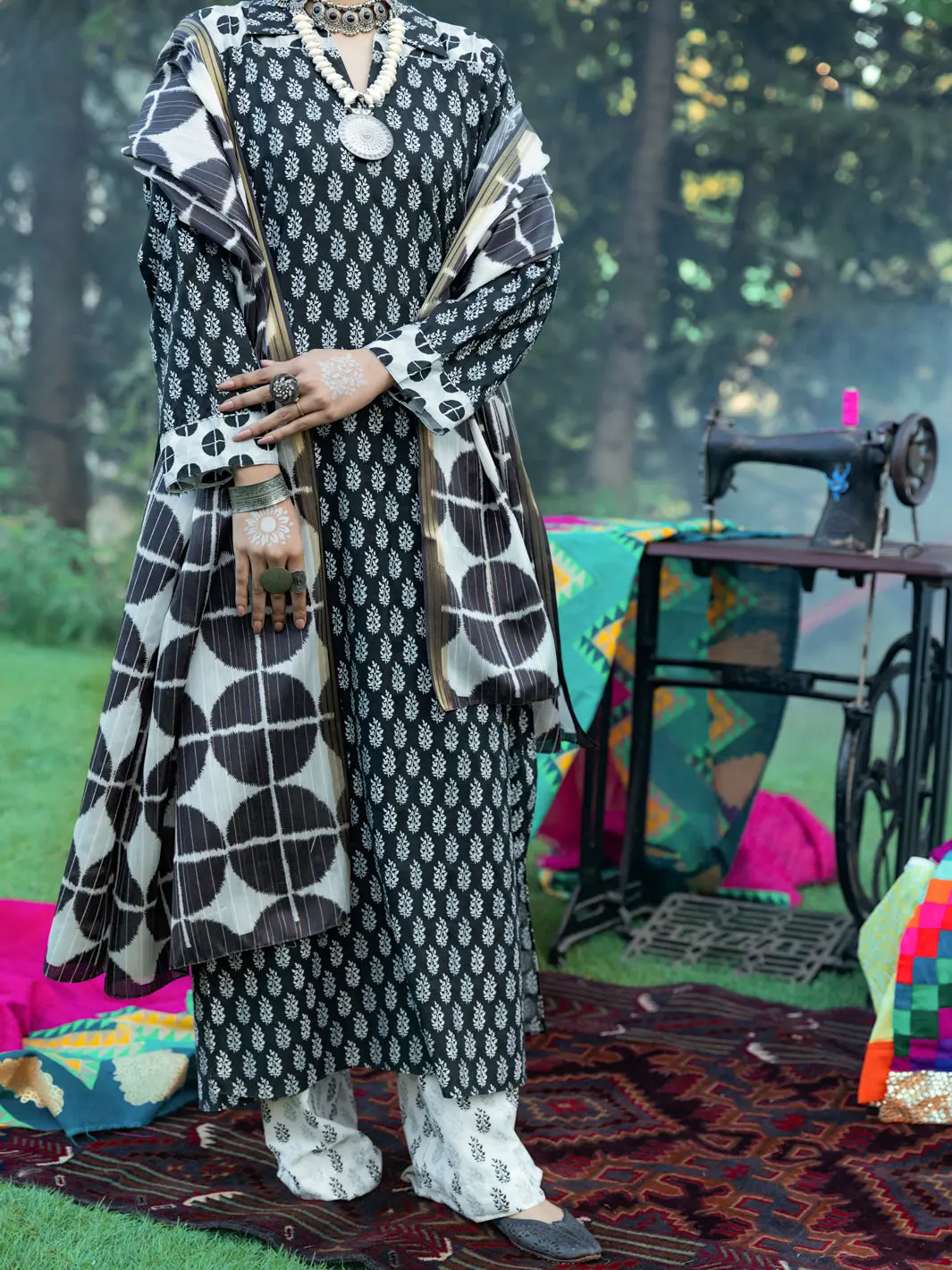 Black 3Pc Stitched - Awp-3Ps-578 1