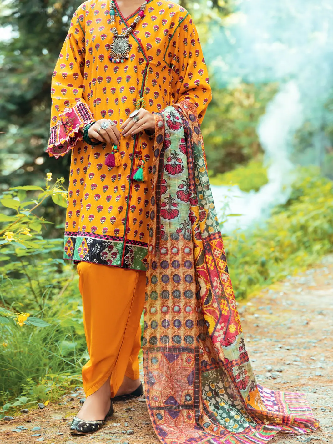 Yellow 3Pc Unstitched - Awp-3Ps-550 1