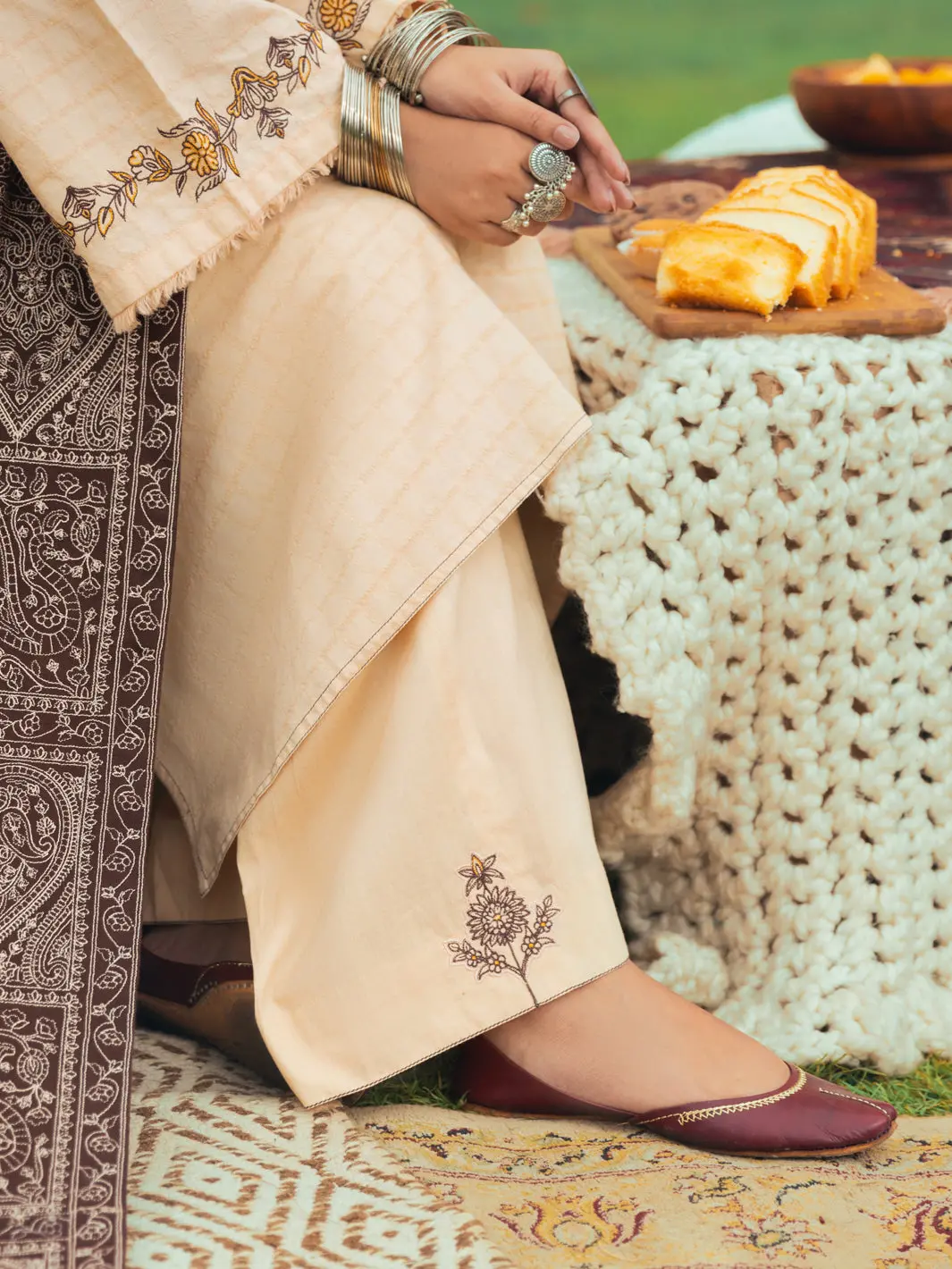 Cream Trousers - Awp-T-551 1