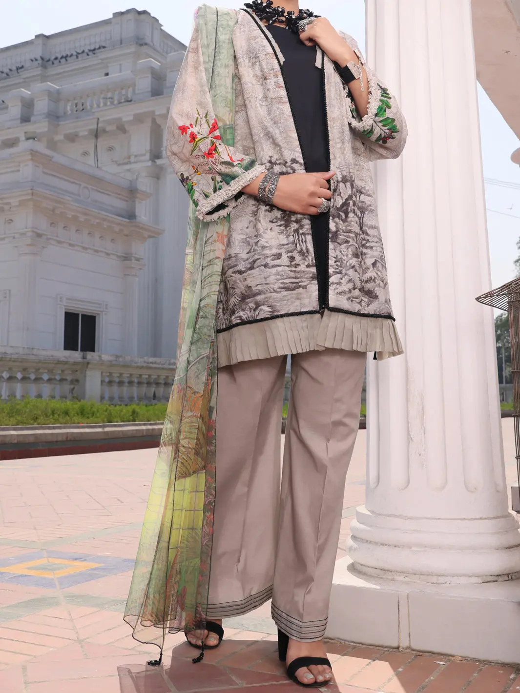 Grey Lawn 3Pc Unstitched - Alp-3Ps-1129 1