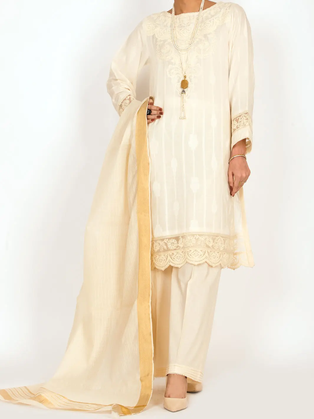 Off White Jacquard 3Pc Stitched - Alp-3Ps-1144 1