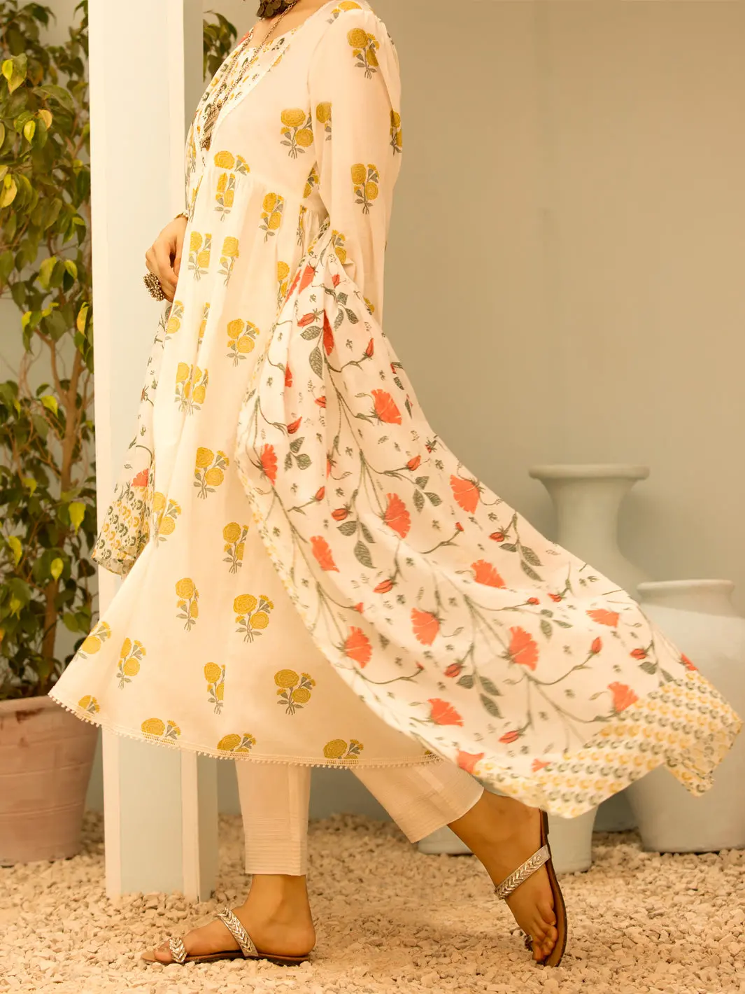 White Lawn 2Pc Unstitched - Alp-2Ps-1202 1