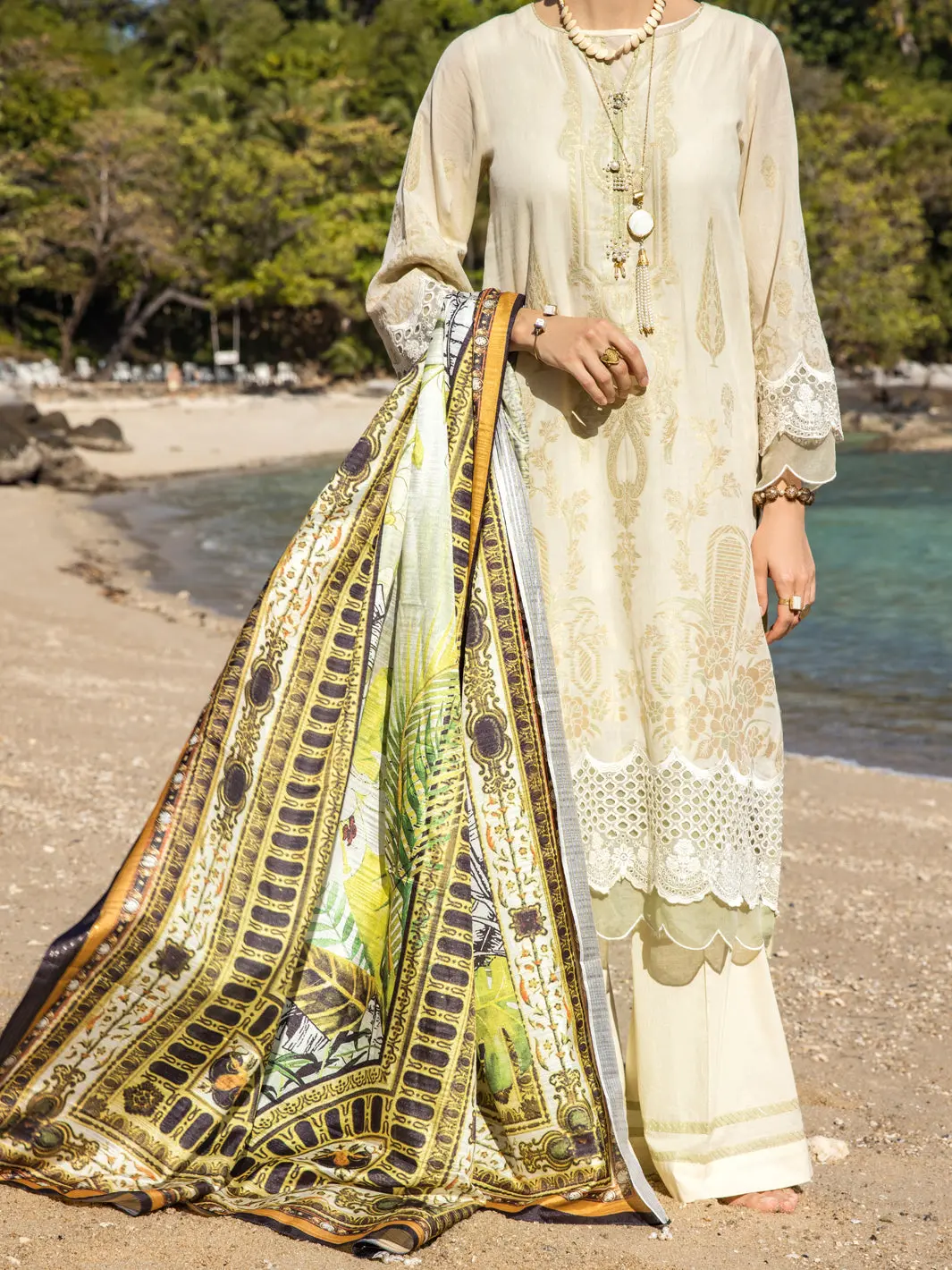 Off White Jacquard 3Pc Stitched - Alp-3Ps-1251 1