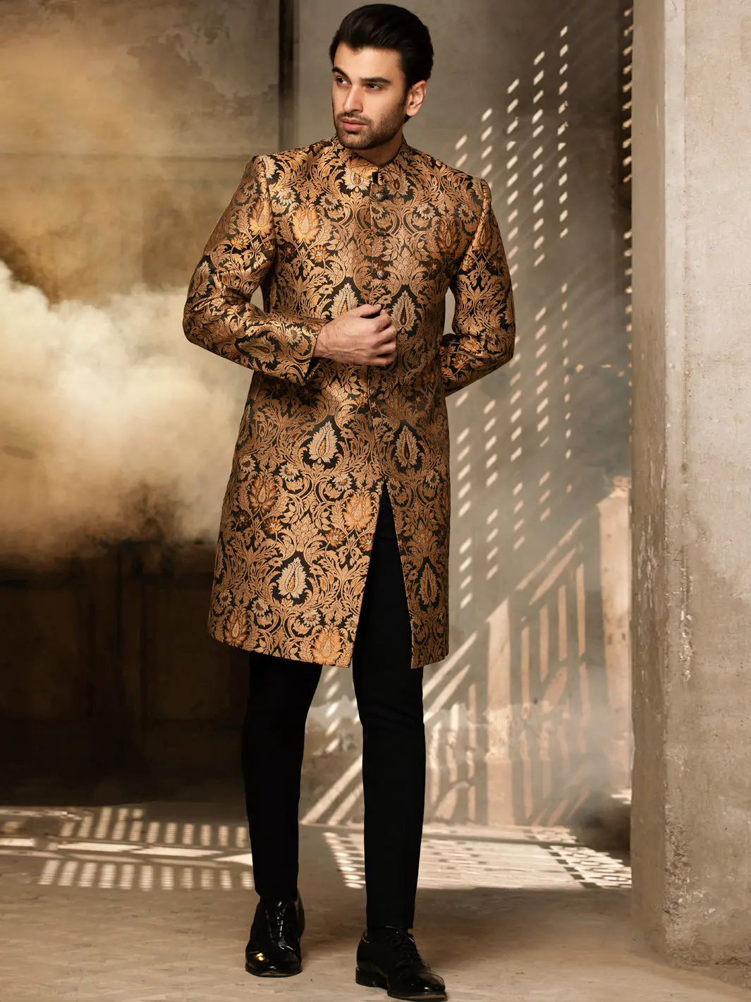 Black & Gold Blended Sherwani - Al-Sw-137 1