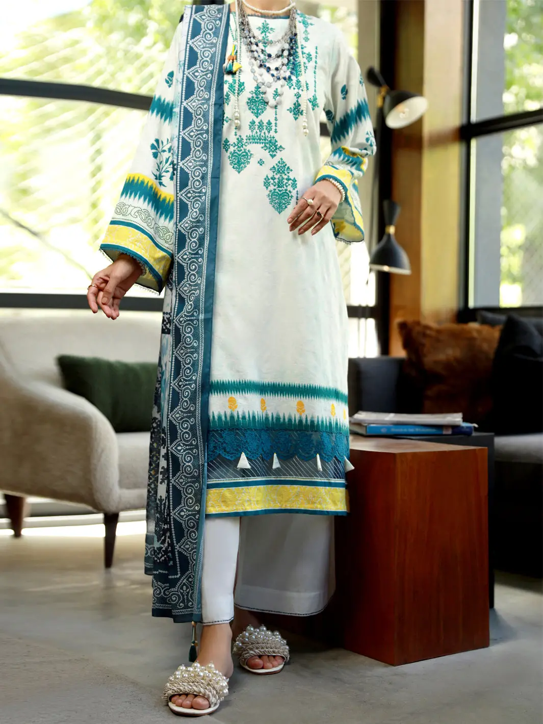 Aqua Jacquard 3Pc Unstitched - Alp-3Ps-1391 1