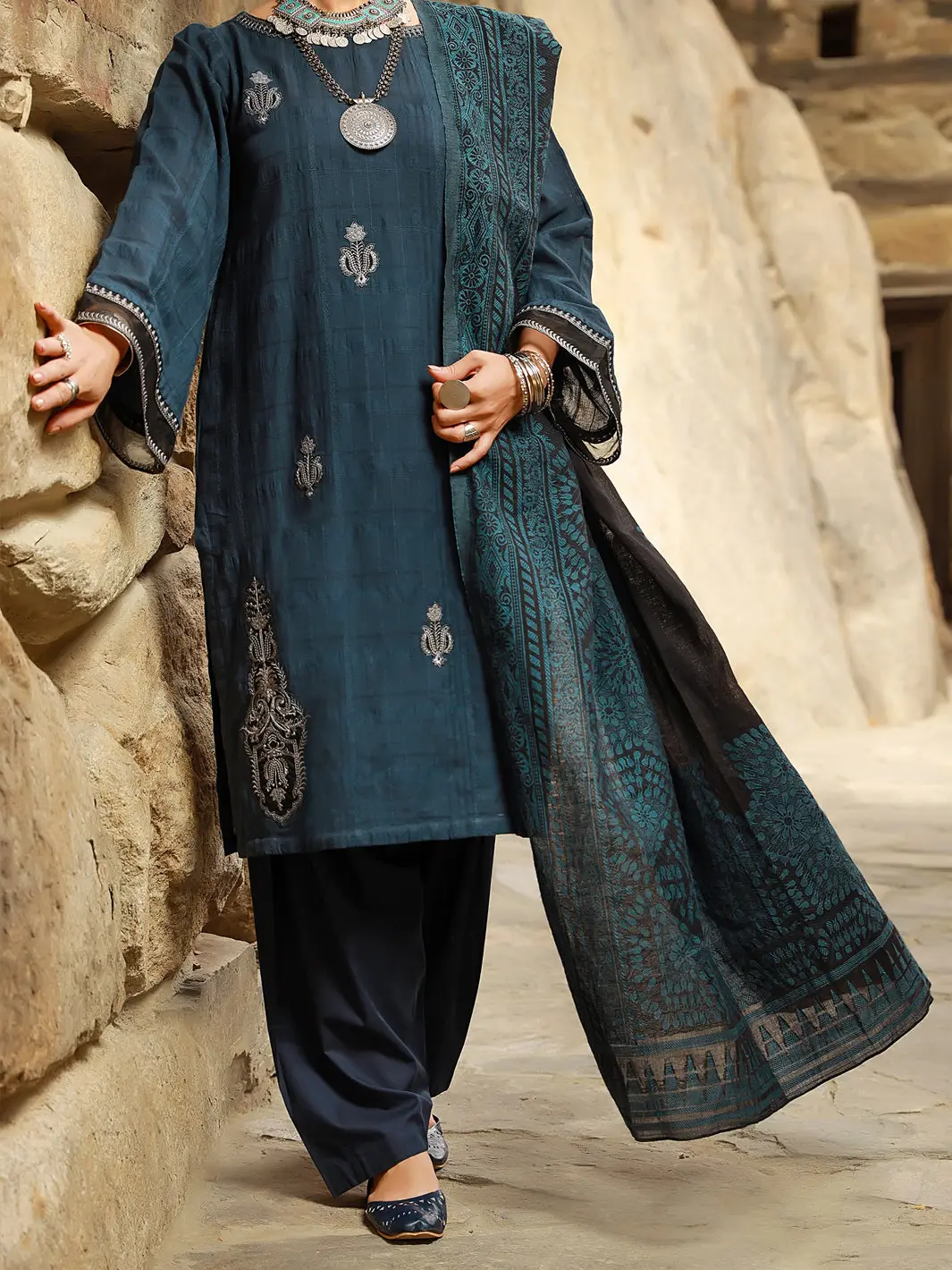 Charcoal Jacquard 3Pc Unstitched - Alp-3Ps-1411 1