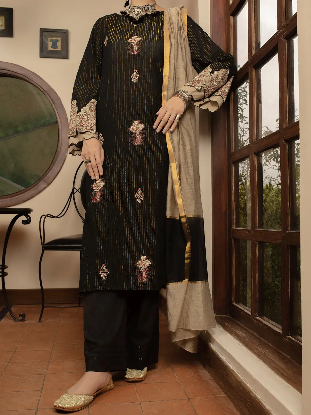Black 3Pc Stitched - Alp-3Ps-1435 1