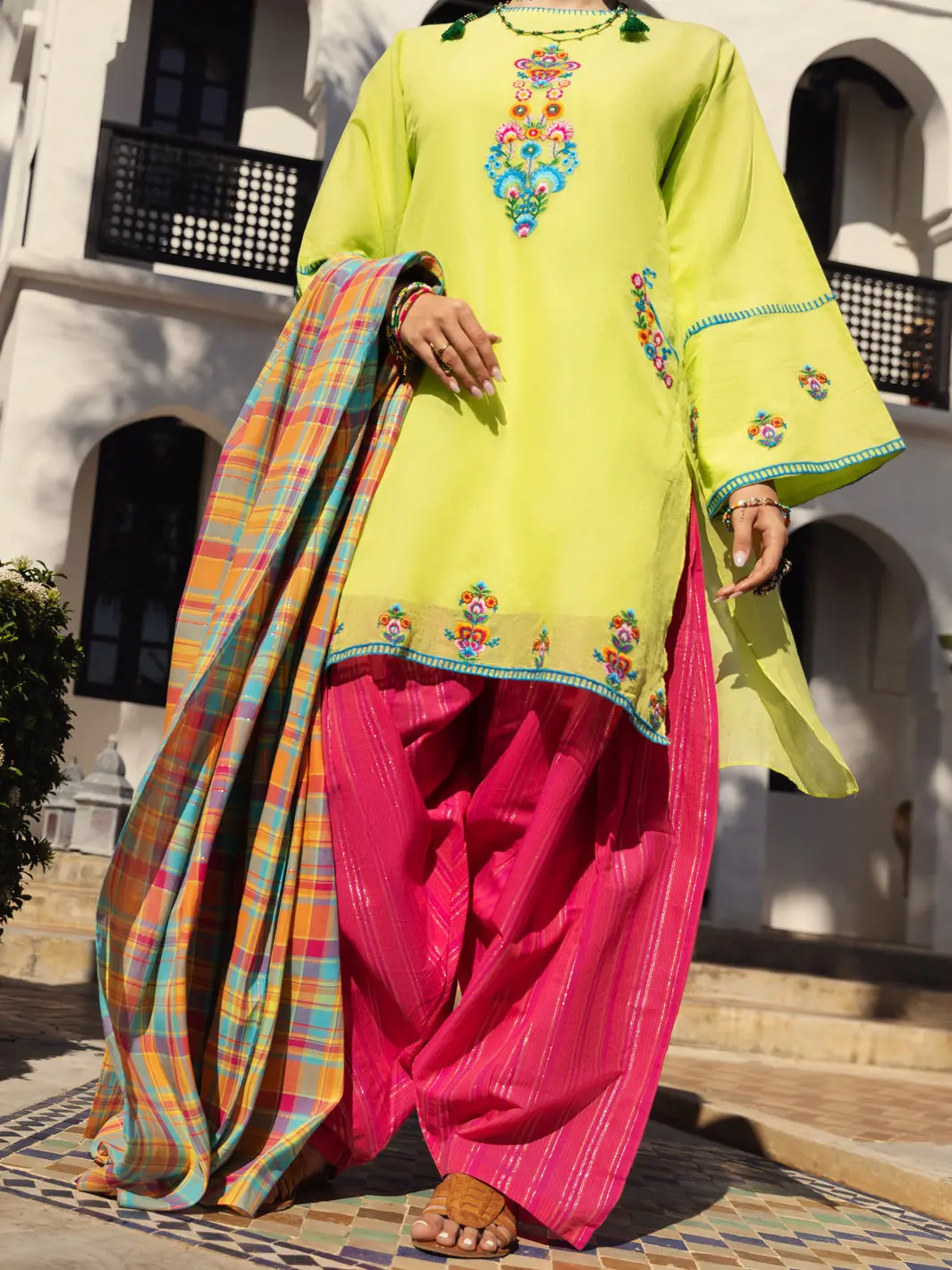 Parrot Green 3Pc Unstitched - Alp-3Ps-1437 1