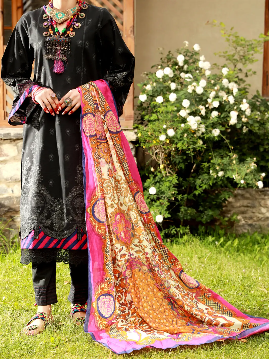 Black Lawn 3Pc Unstitched - Alp-3Ps-1478 1