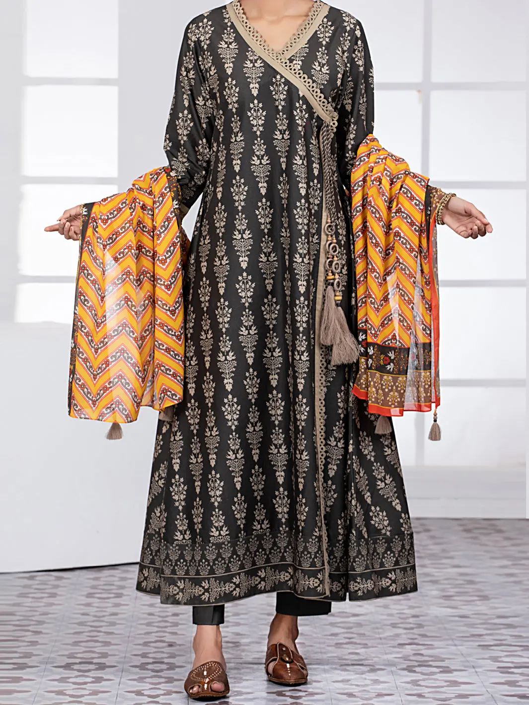 Dark Grey Lawn 3Pc Unstitched - Alp-3Ps-1485 1
