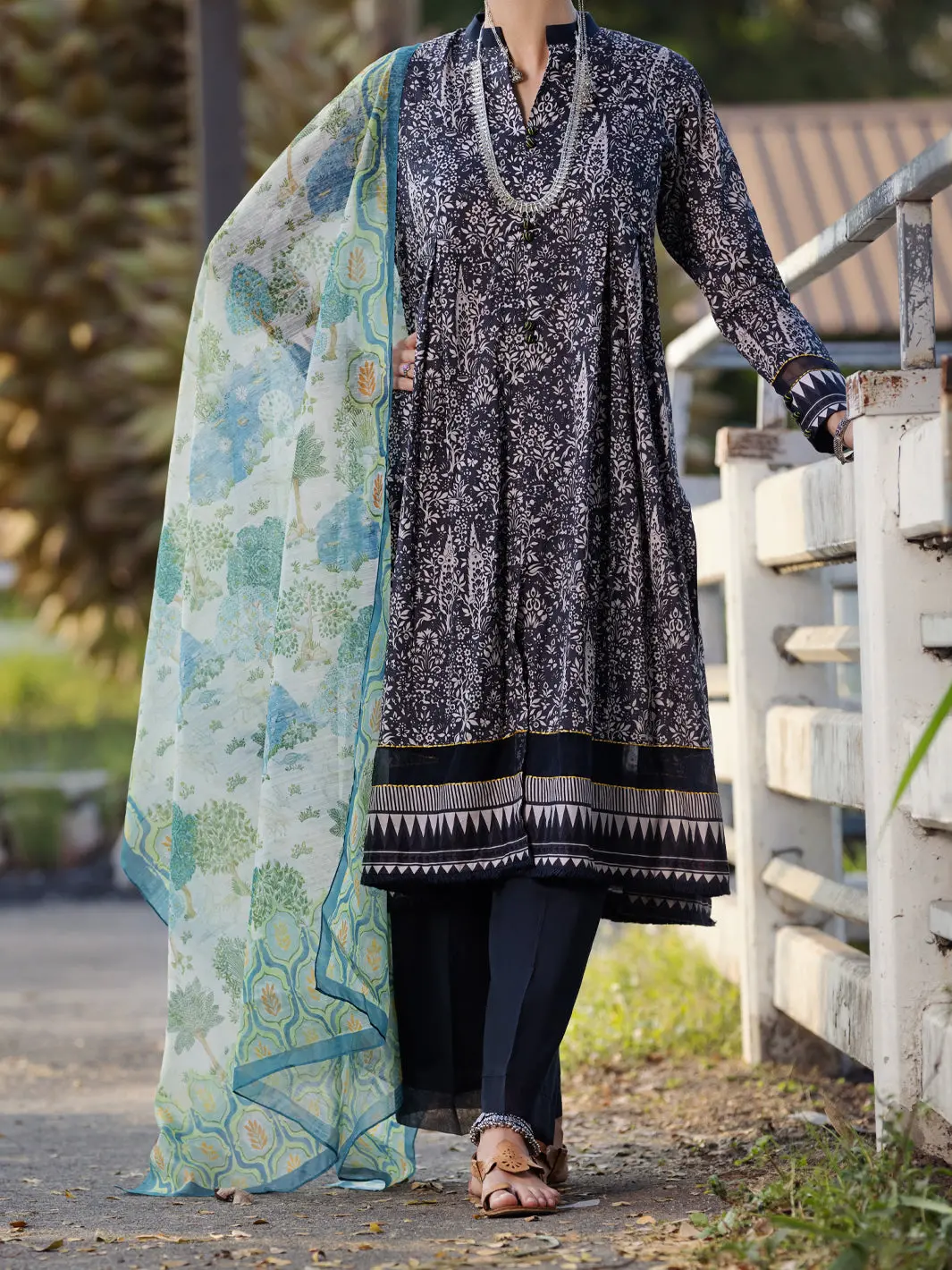 Black & Grey 3Pc Stitched - Alp-3Ps-1507 1