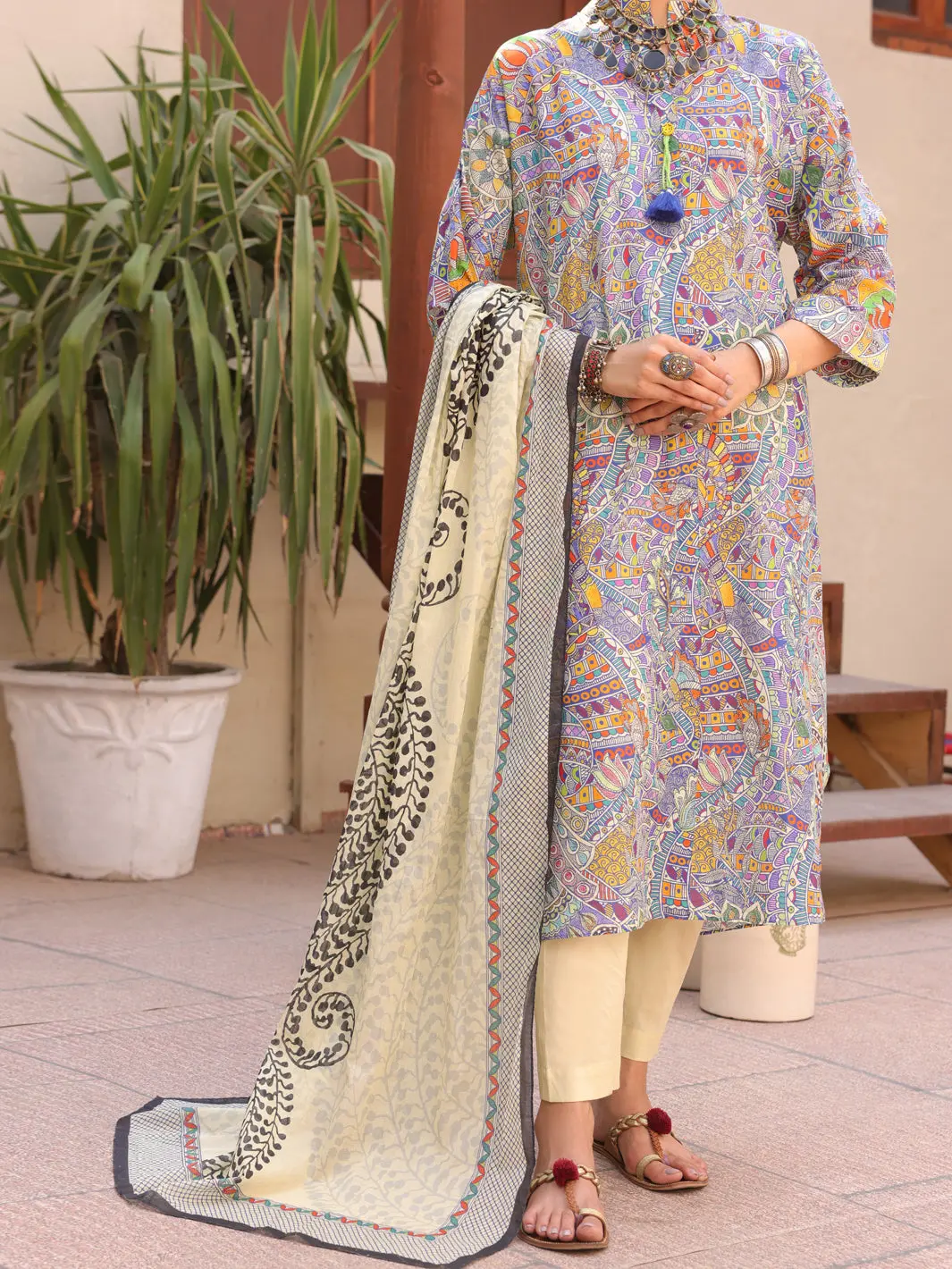 Multicolor Lawn 3Pc Unstitched - Alp-3Ps-1609 1