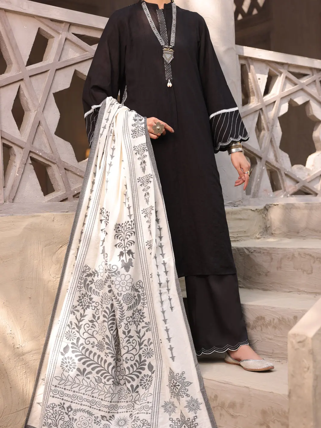 Black Jacquard 3Pc Unstitched - Alp-3Ps-1629 1