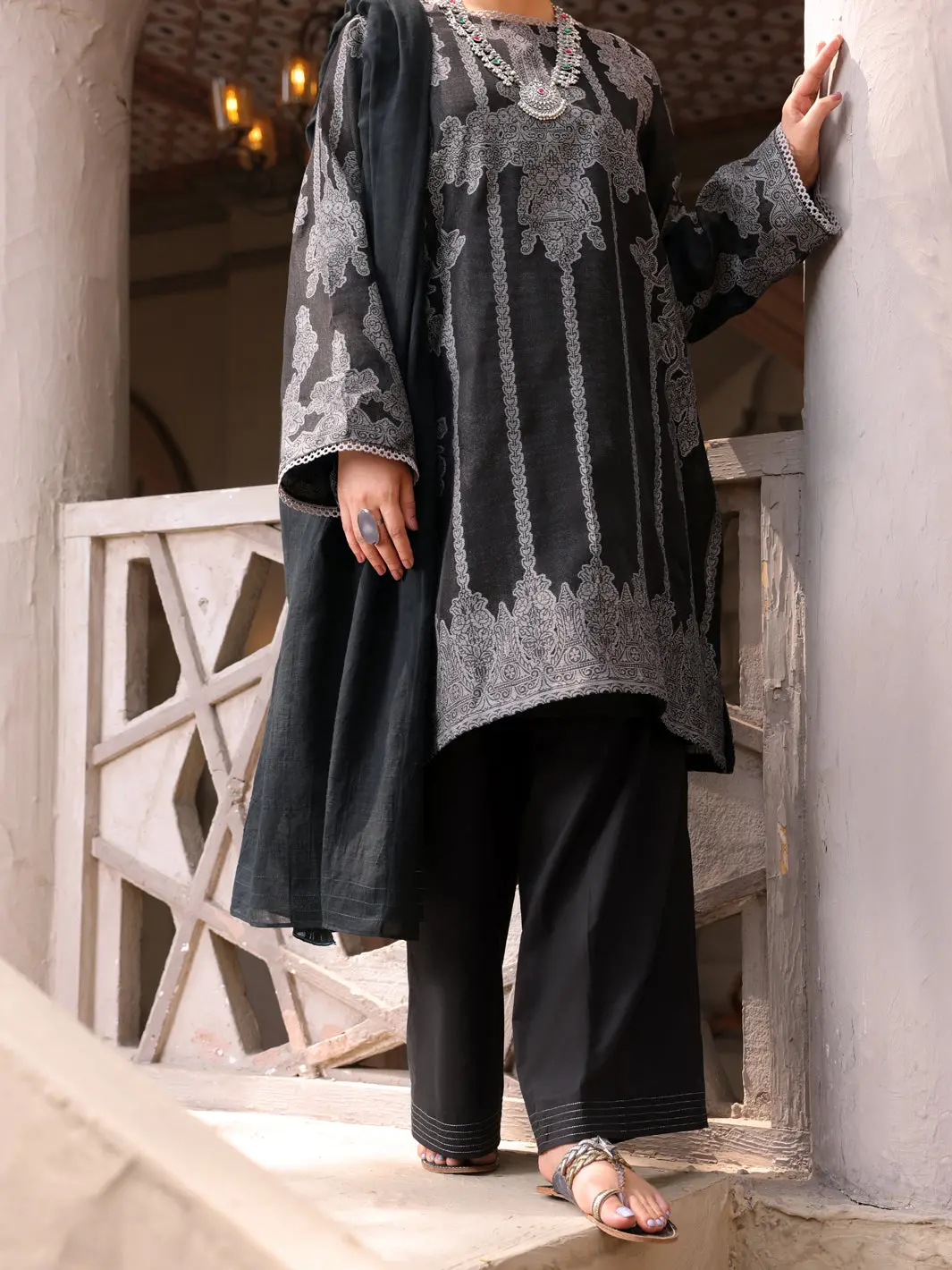 Black 3Pc Unstitched - Alp-3Ps-1630 1