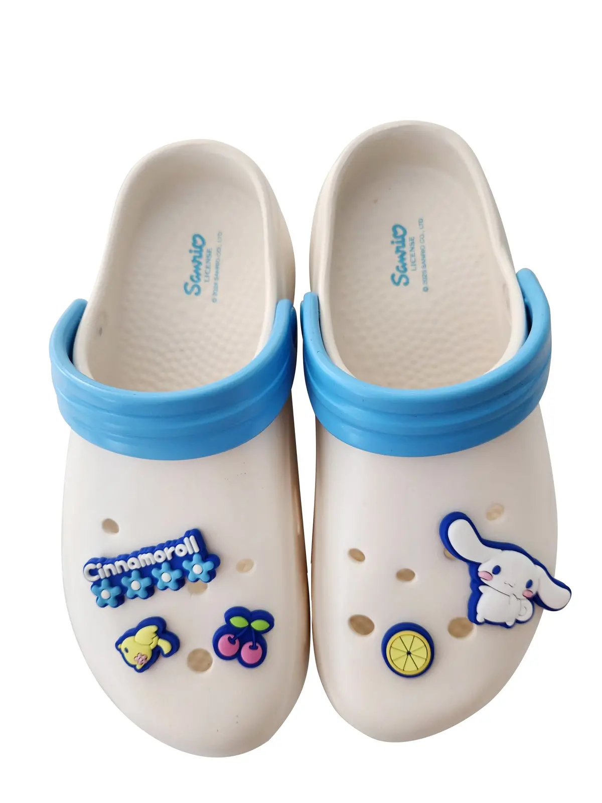 (39-40) Cinnamoroll Floral Clogs 1