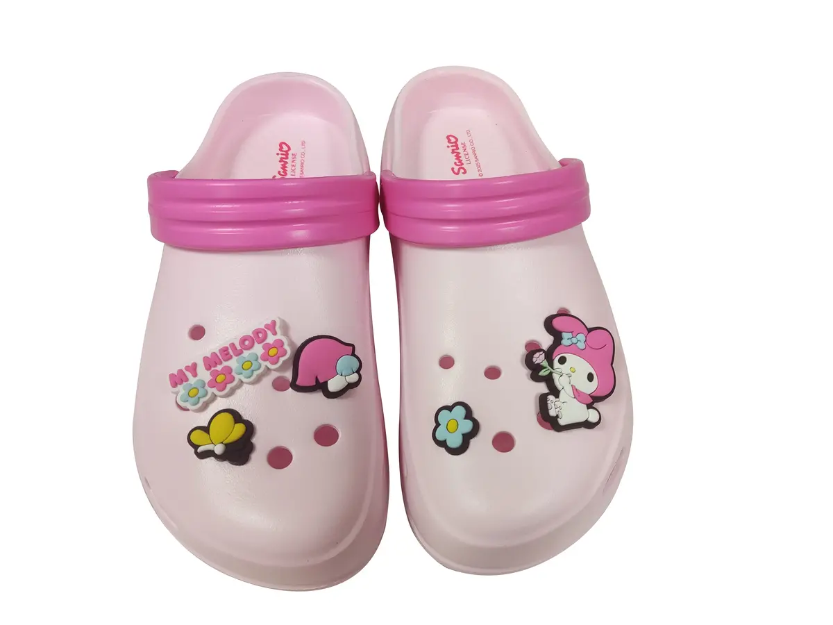 (37-38) My Melody Floral Clogs 1