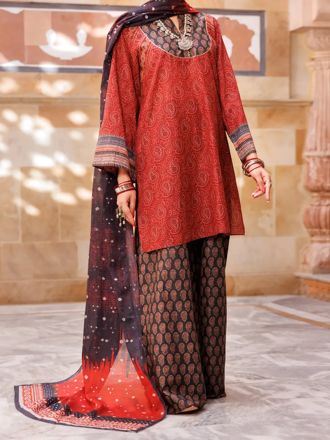 Maroon Lawn 3Pc Stitched - Alp-3Ps-1898 1