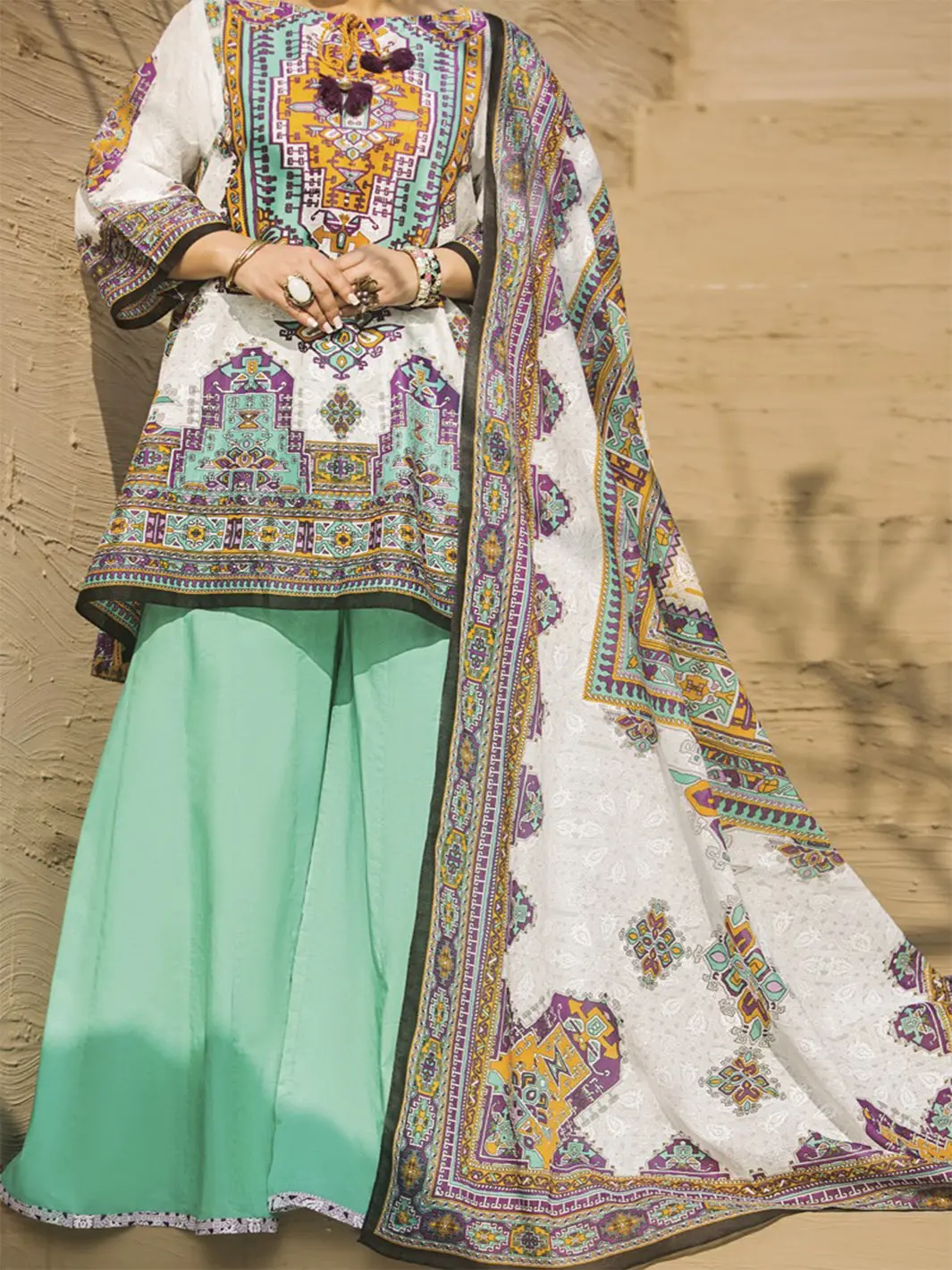 White Lawn 3Pc Stitched - Alp-441 1