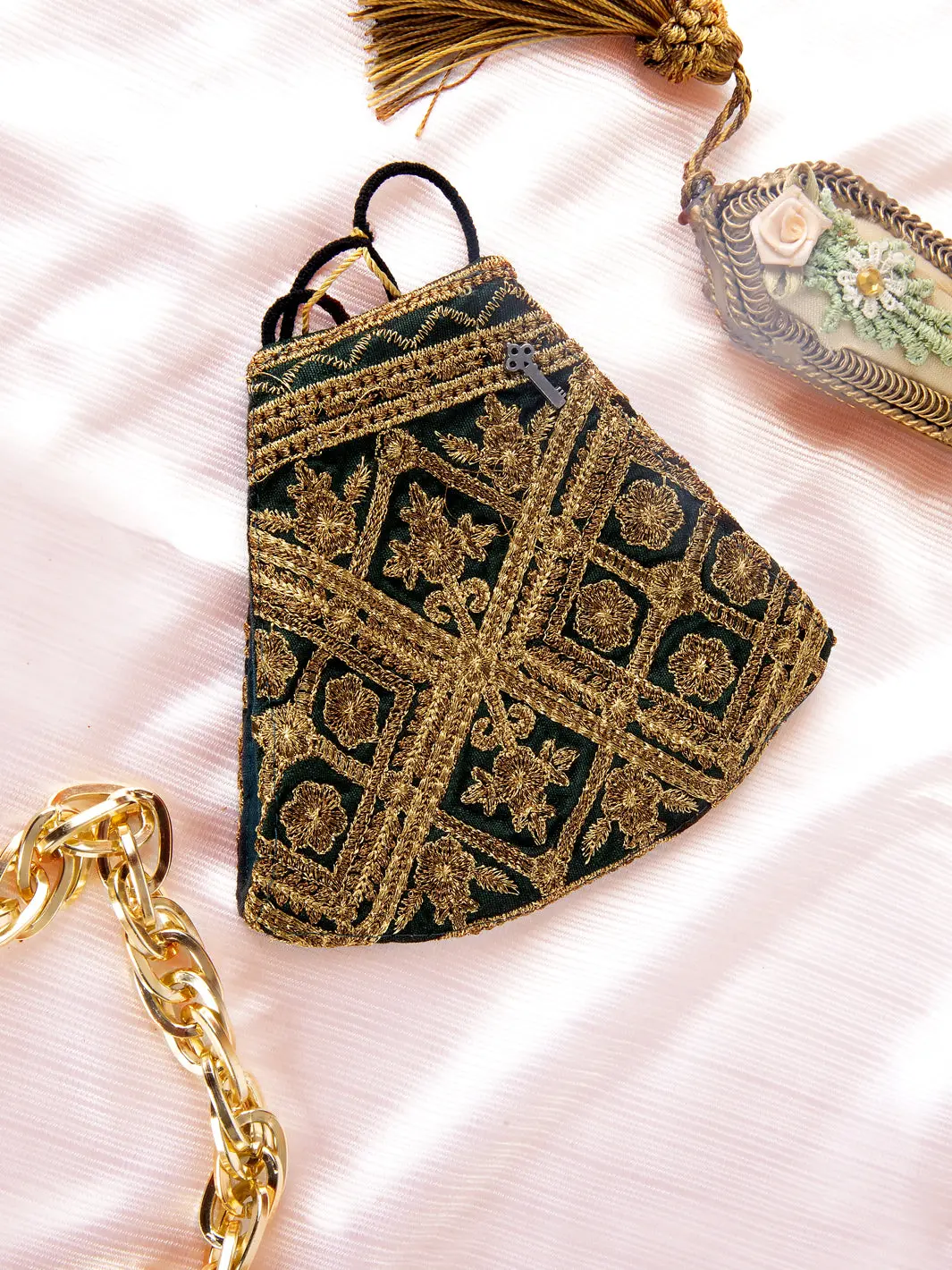 Embroidered Women Face Mask - Al-Lfm-001C 1