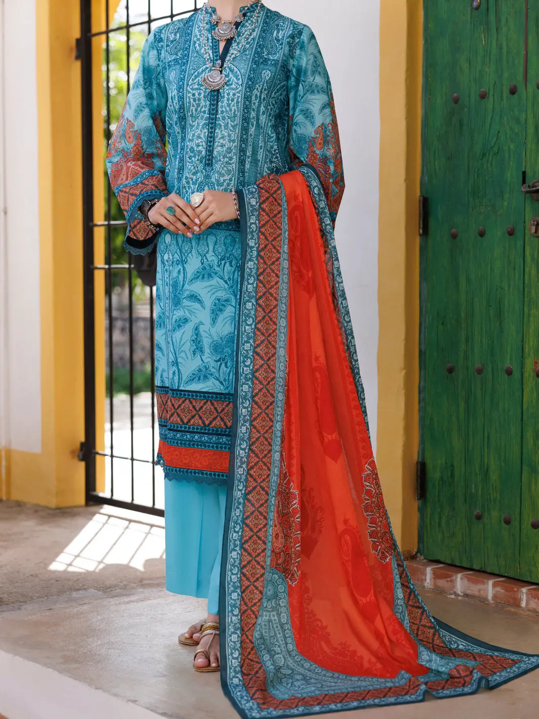 Ice Blue Lawn 3Pc Stitched - Alp-3Ps-2002 1