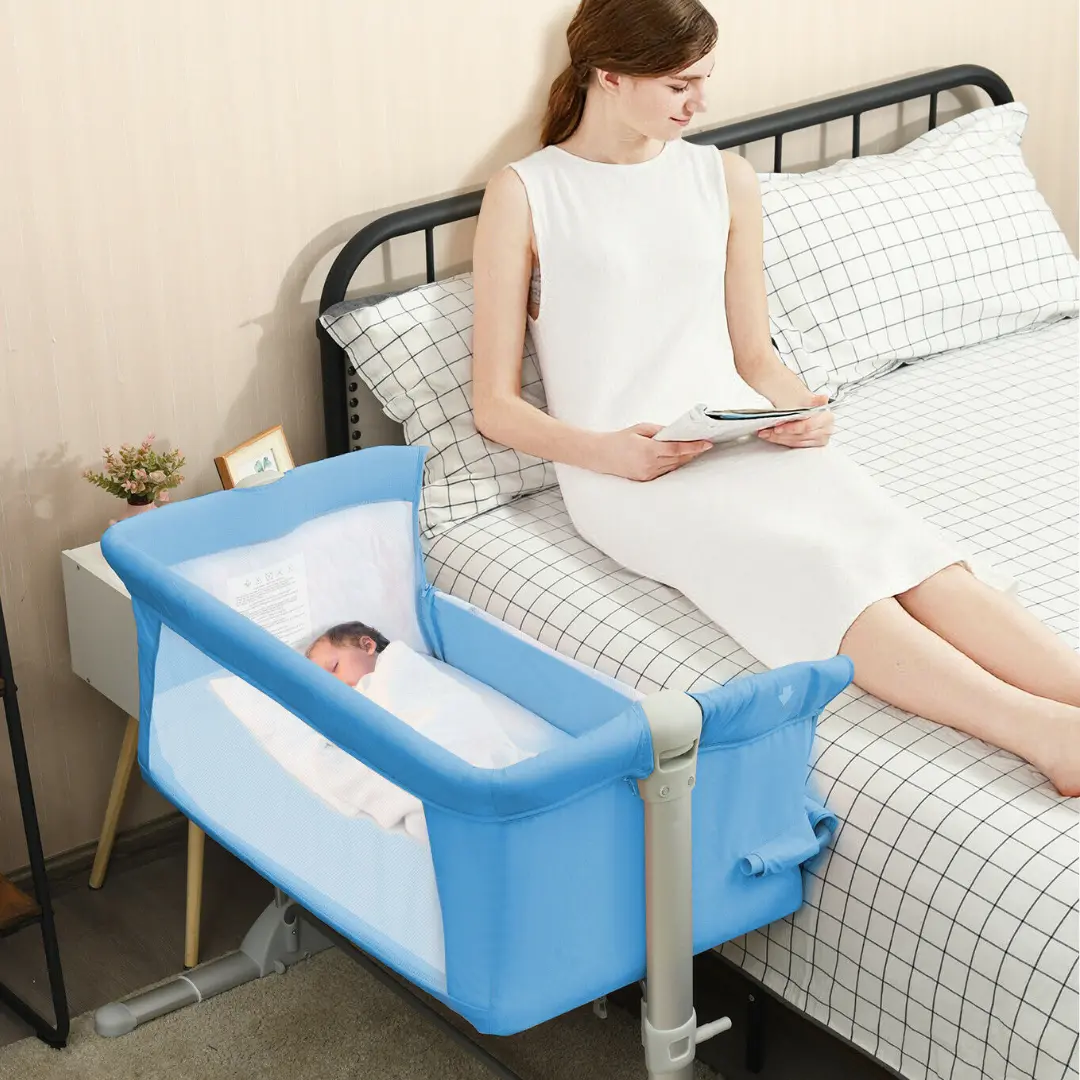 Large Spacious Baby Bedside Bassinet Sleeper Crib 1
