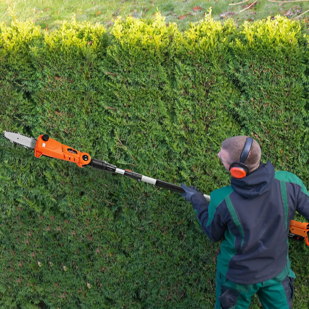 Electric Cordless Battery Powered Extendable Pole Saw 1
