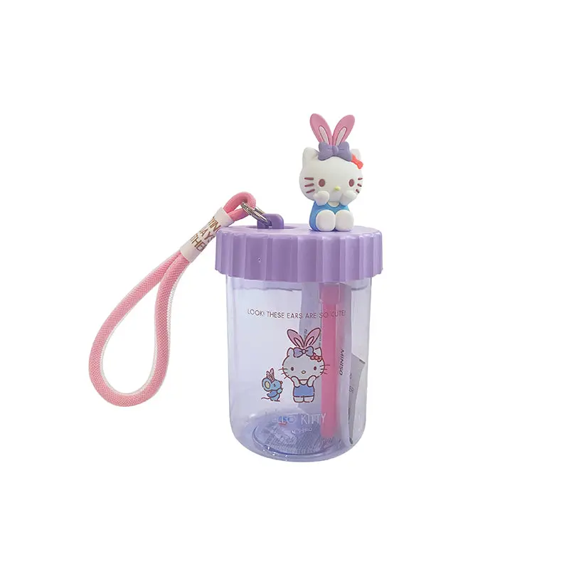 Hello Kitty Plastic Bottle With Straw & Strap 520Ml 1