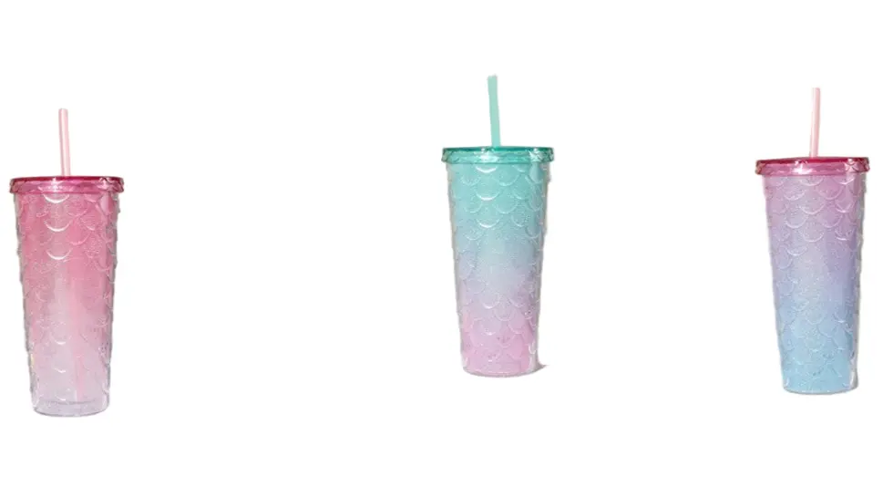 Sweet Funk Fish Scale Design Plastic Tumbler (700Ml) 1