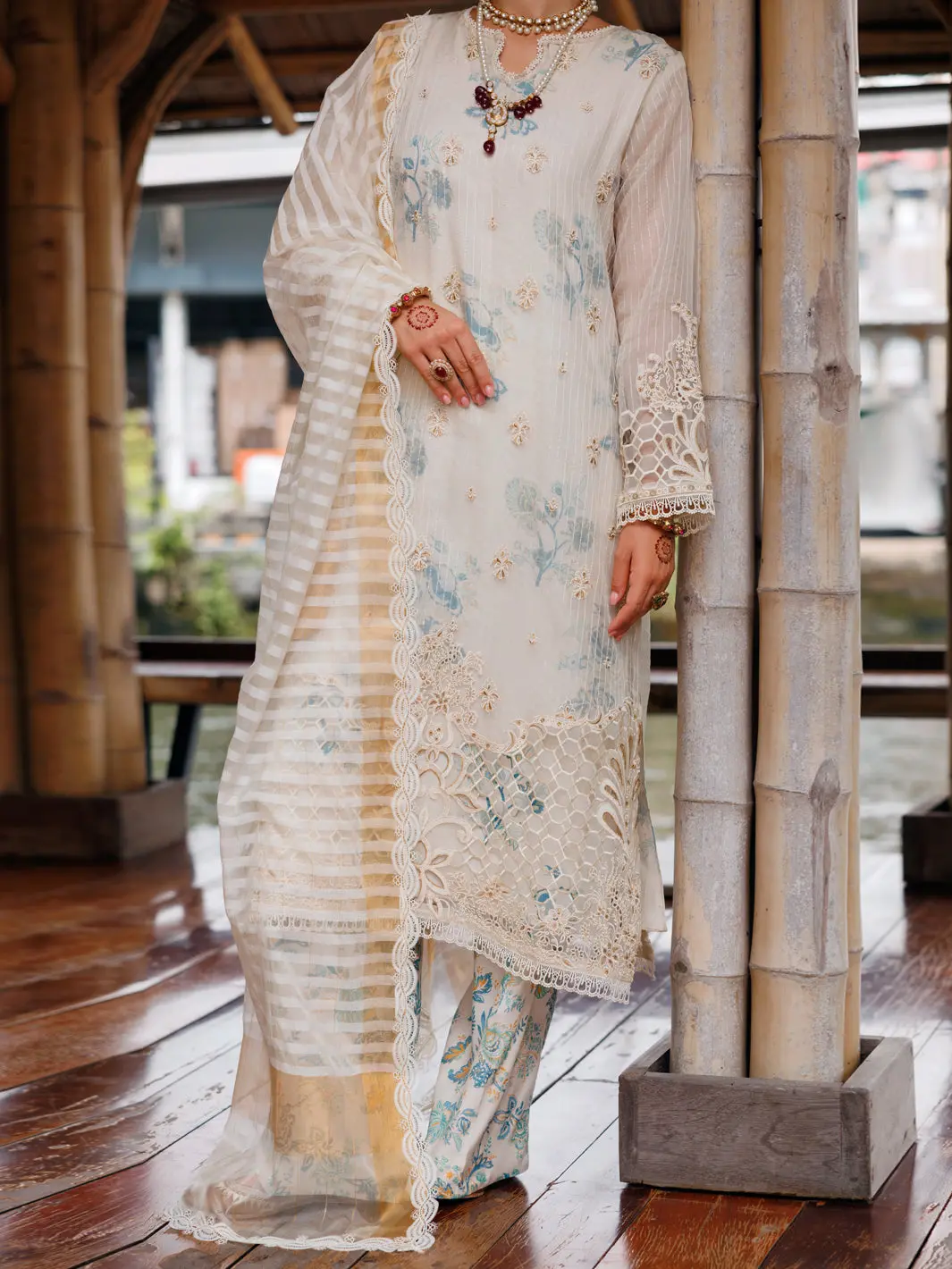 Cream Organza 3Pc Unstitched - Alp-3Ps-2029 1