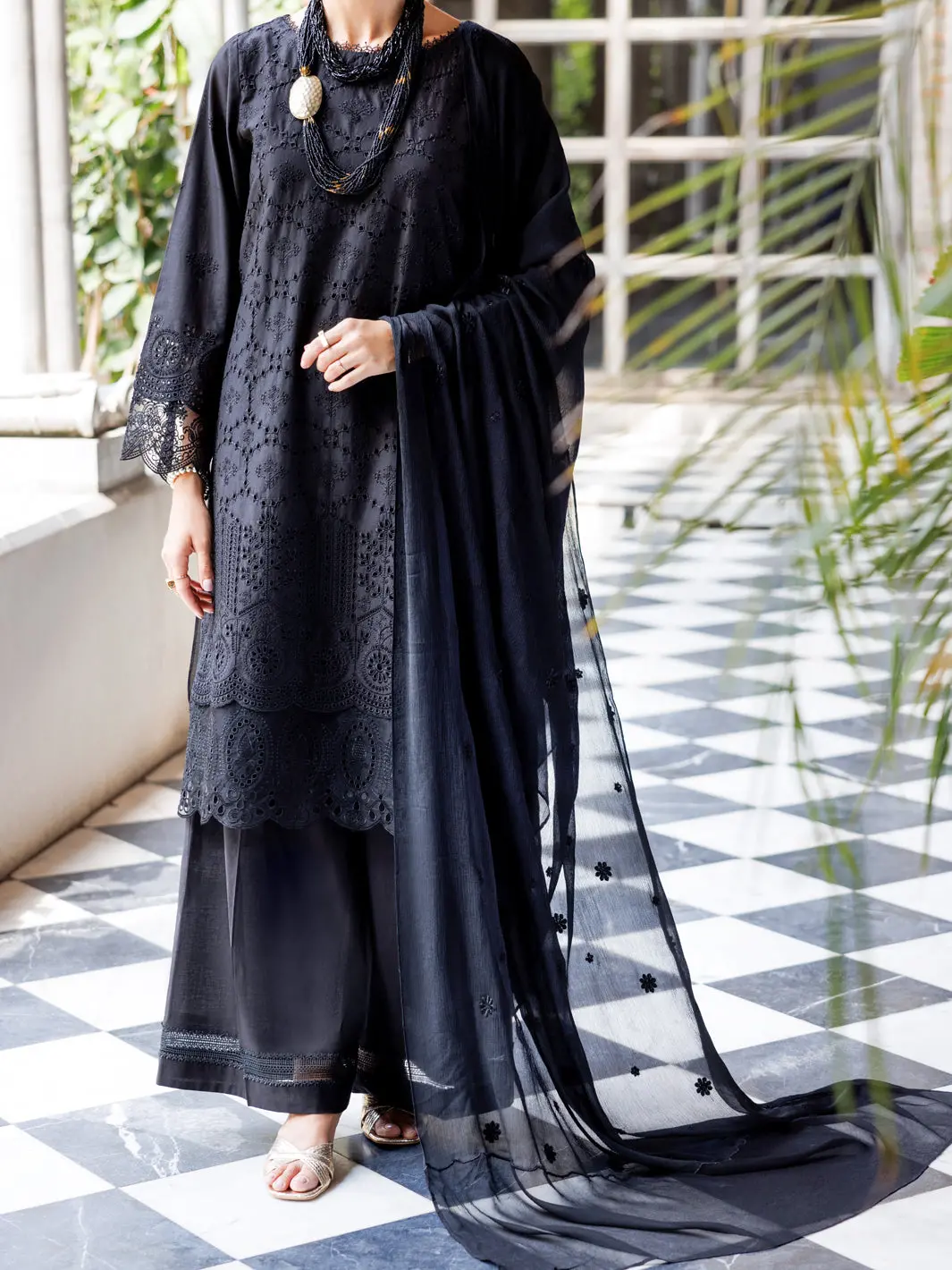 Black Schiffli Lawn 3Pc Stitched - Alp-3Ps-2111 1