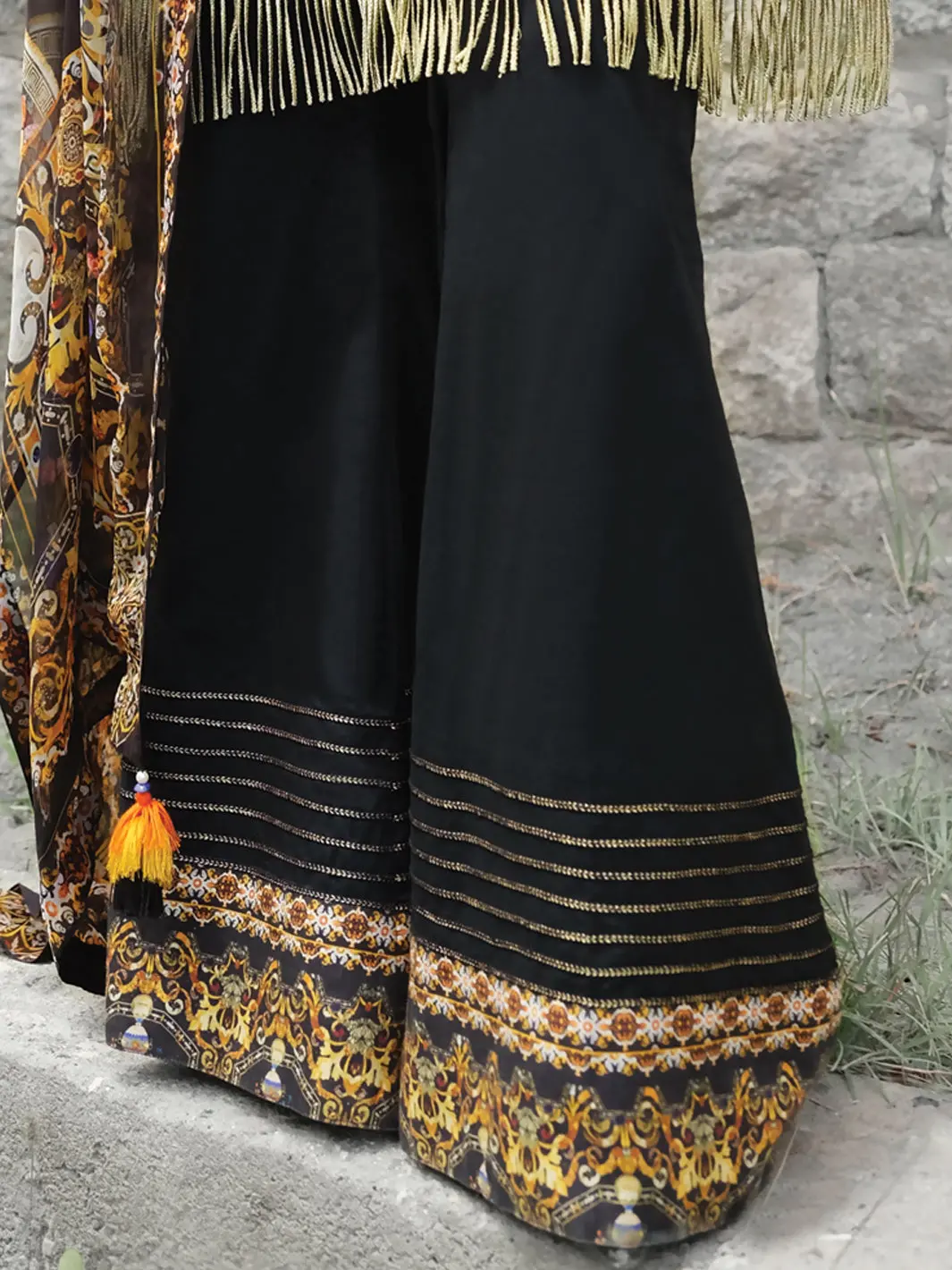 Green Khaddar + Linen 3Pc Stitched - Awp-211 4