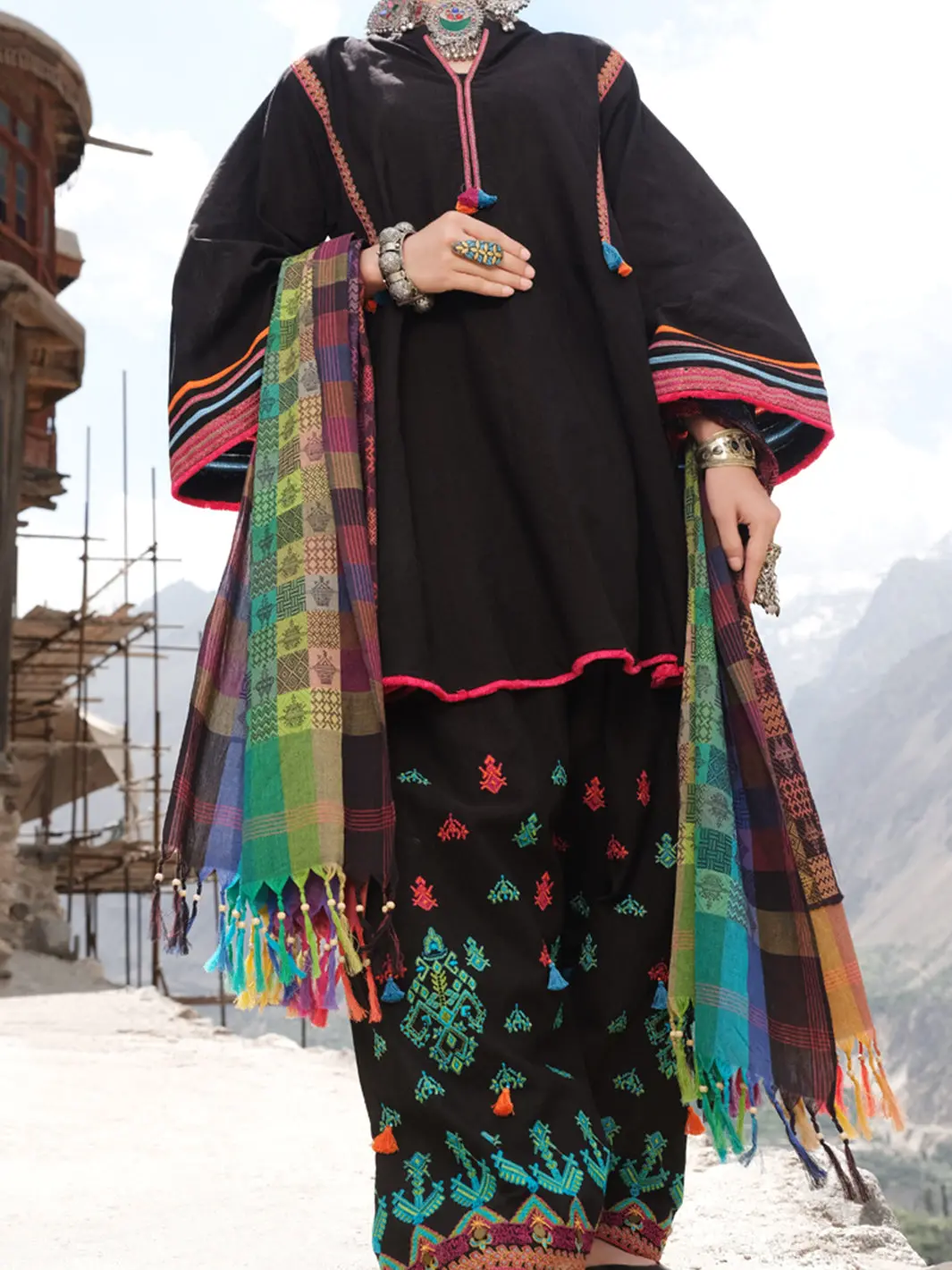 Black Khaddar 3Pc Unstitched - Awp-215 1
