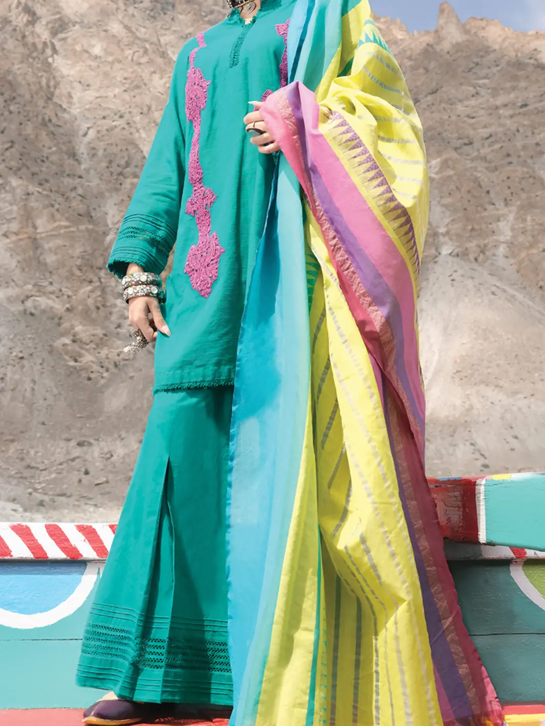 Turquoise Khaddar 3Pc Stitched - Awp-229 1