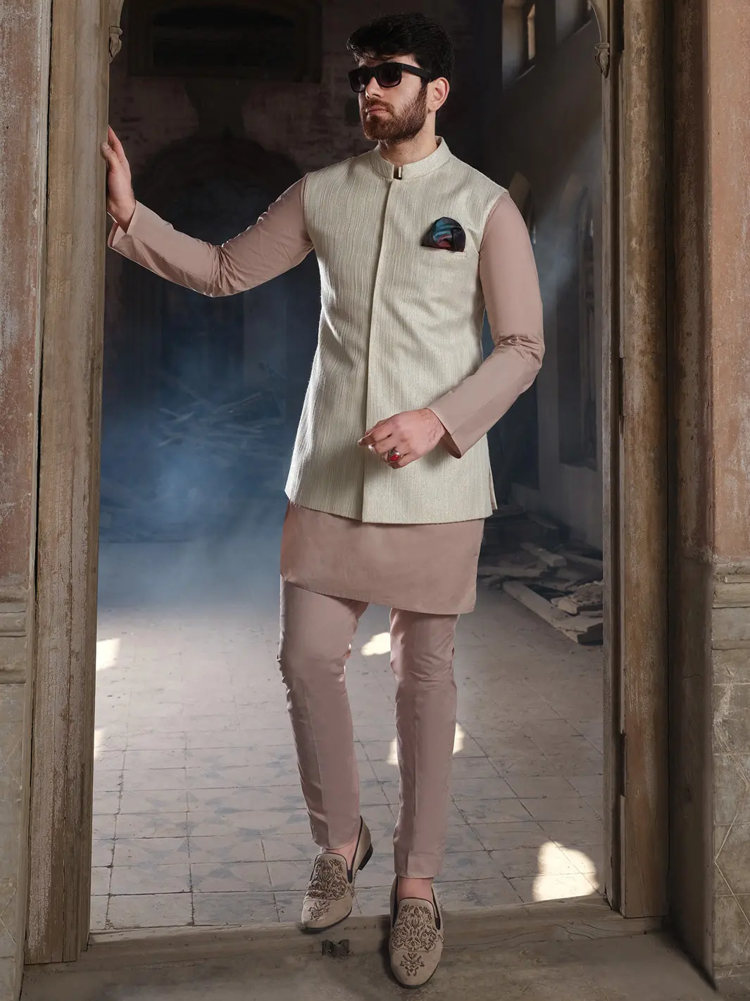 Off White Blended Waistcoat - Al-Wc-303 1