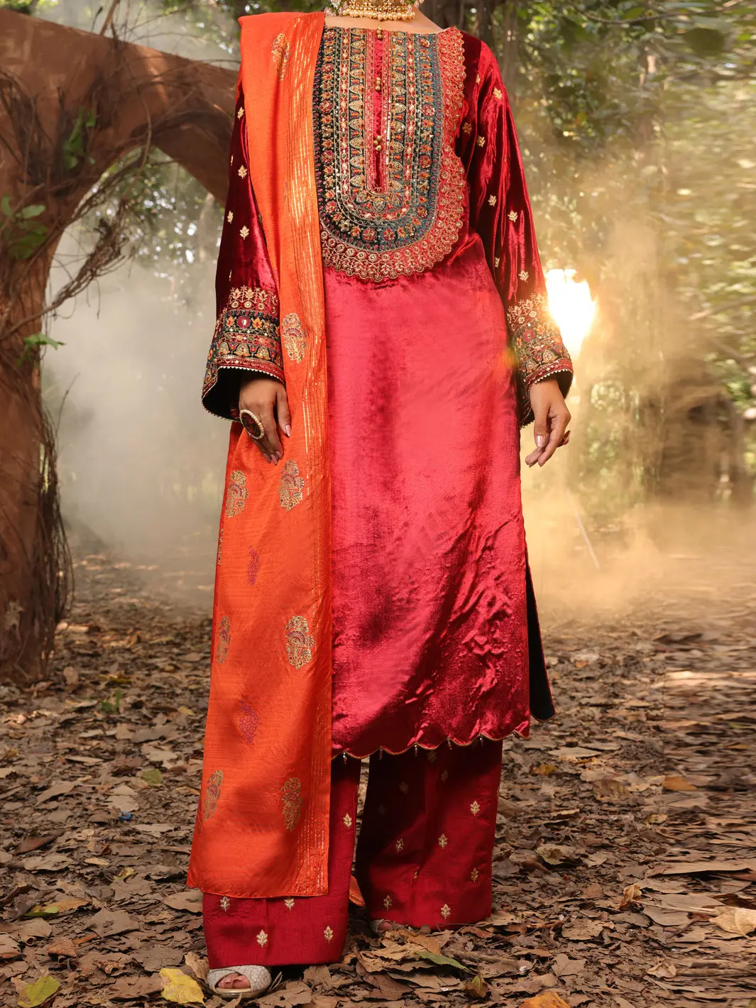 Red Velvet 3Pc Formal Stitched - Al-3Ps-Ls-384 1