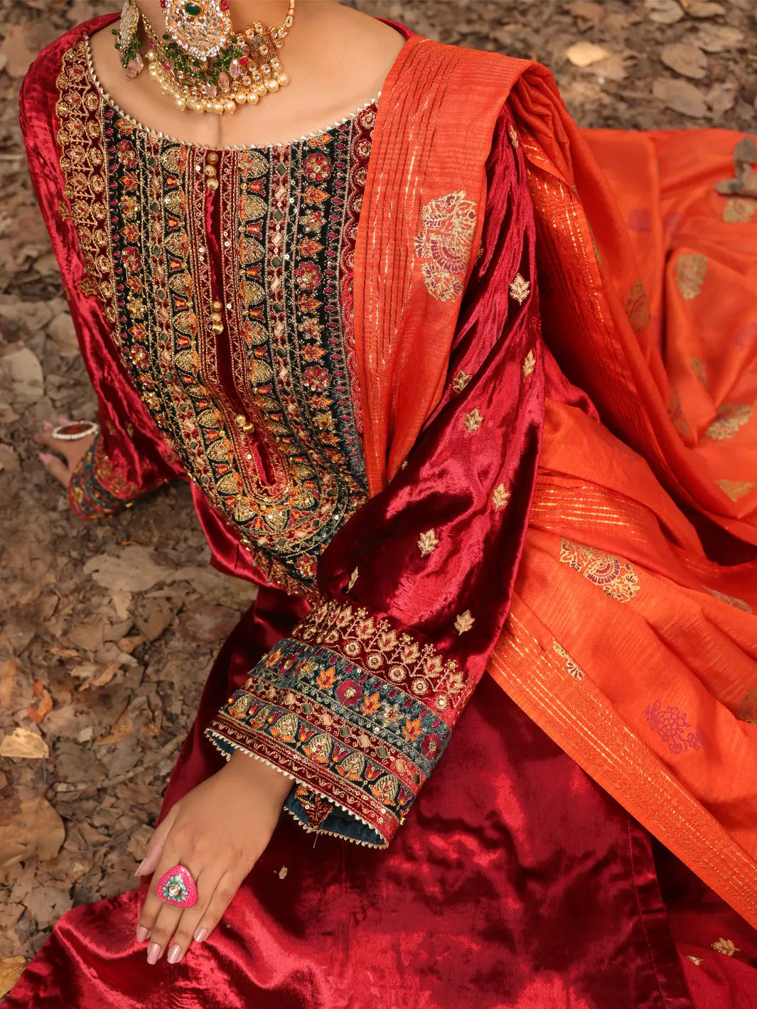 Red Velvet 3Pc Formal Stitched - Al-3Ps-Ls-384 4