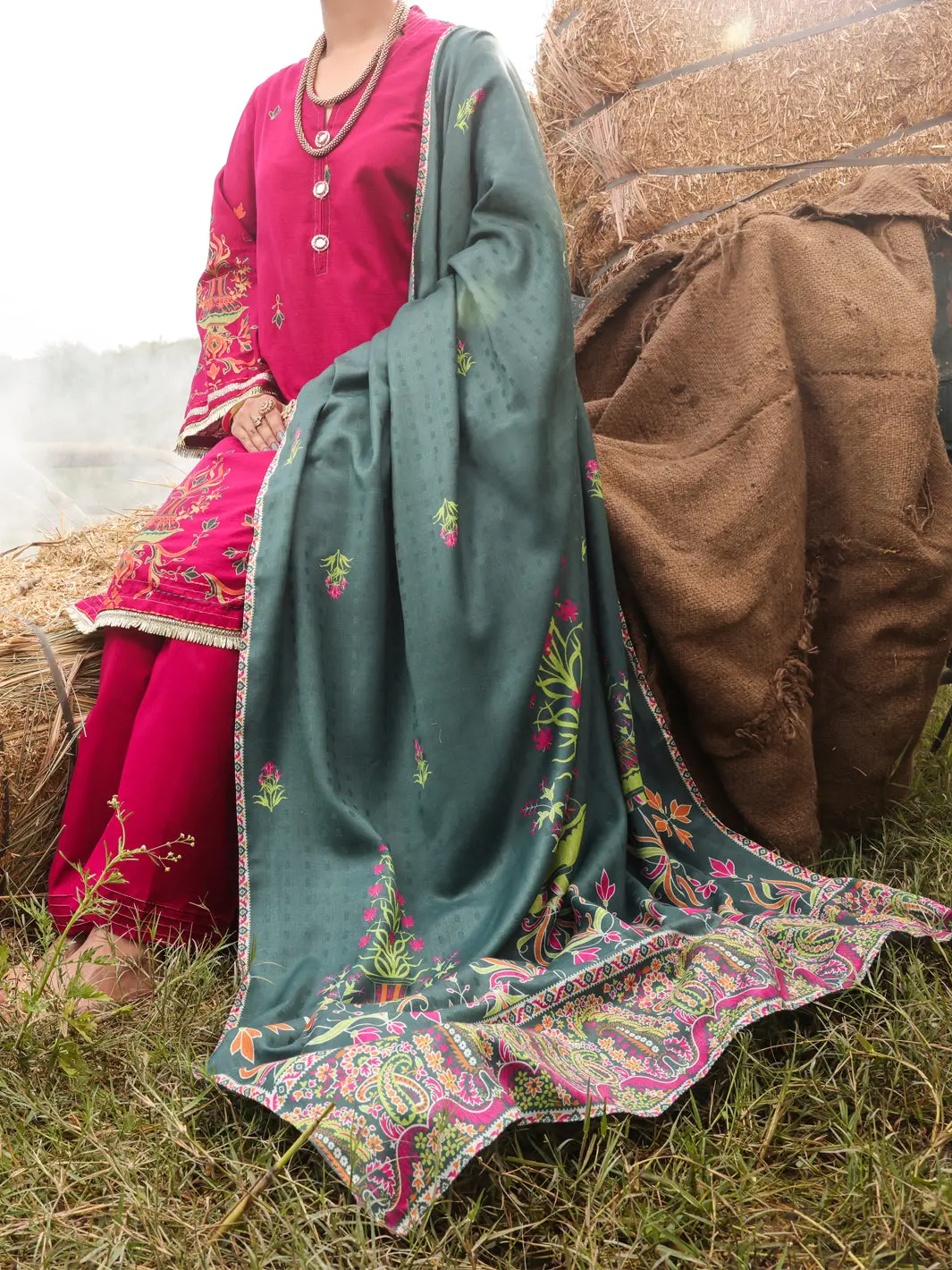Fuchsia Khaddar Unstitched 3Pc - Awp-3Ps-417 1