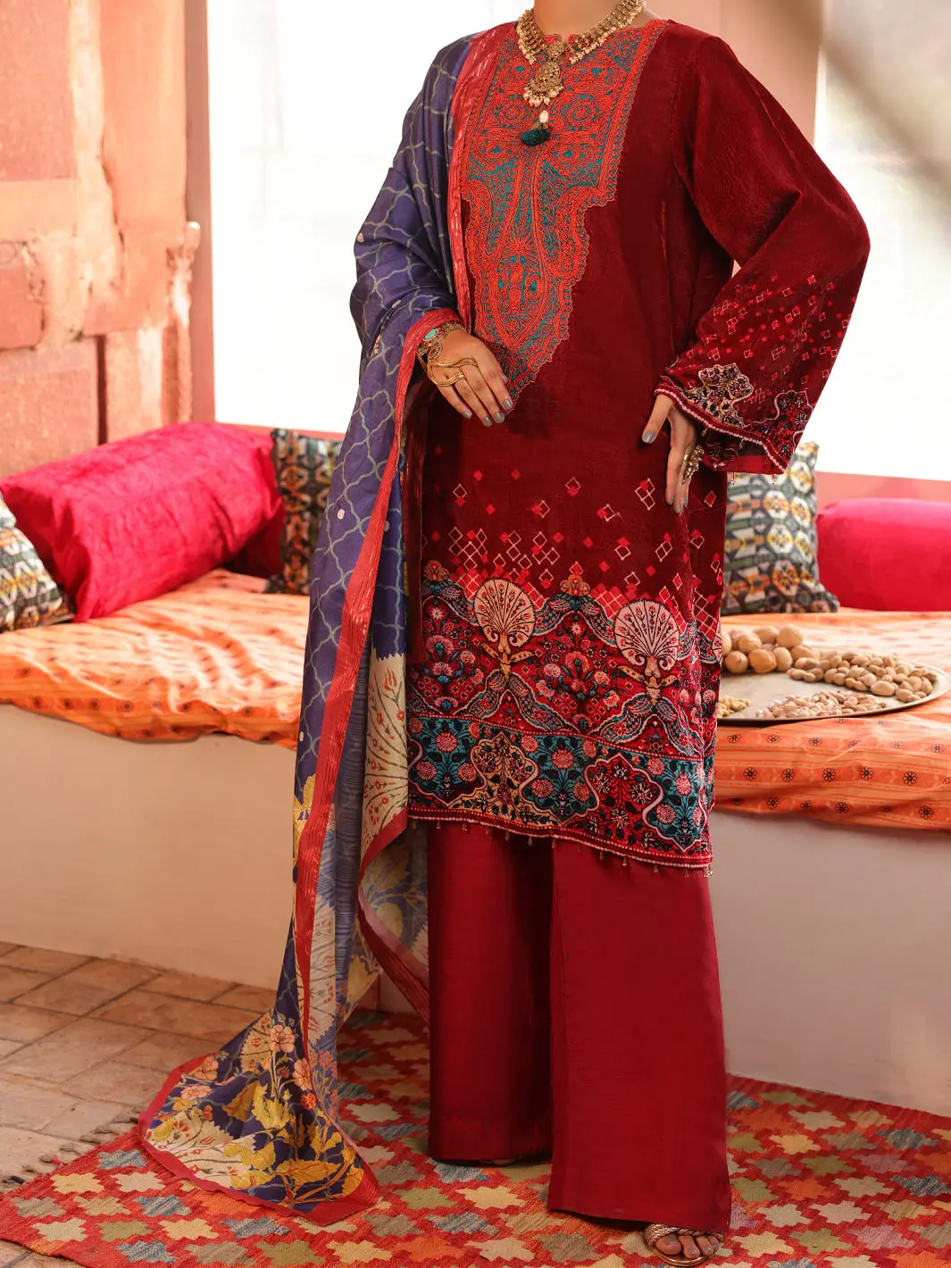 Maroon Velvet 3Pc Stitched - Awp-3Ps-444 1