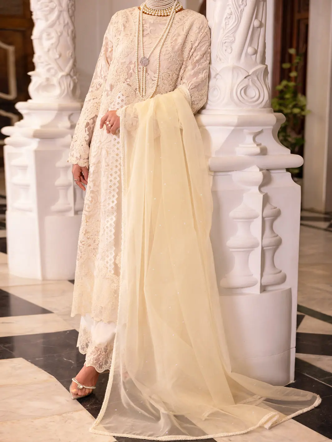 Off White Poly Organza Formal 3Pc Stitched - Al-3Ps-Ls-511 1