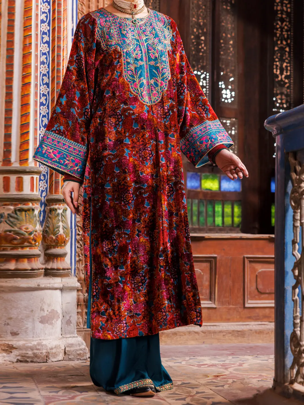Maroon Velvet Formal 2Pc Stitched - Al-Ls-Lks-534 1