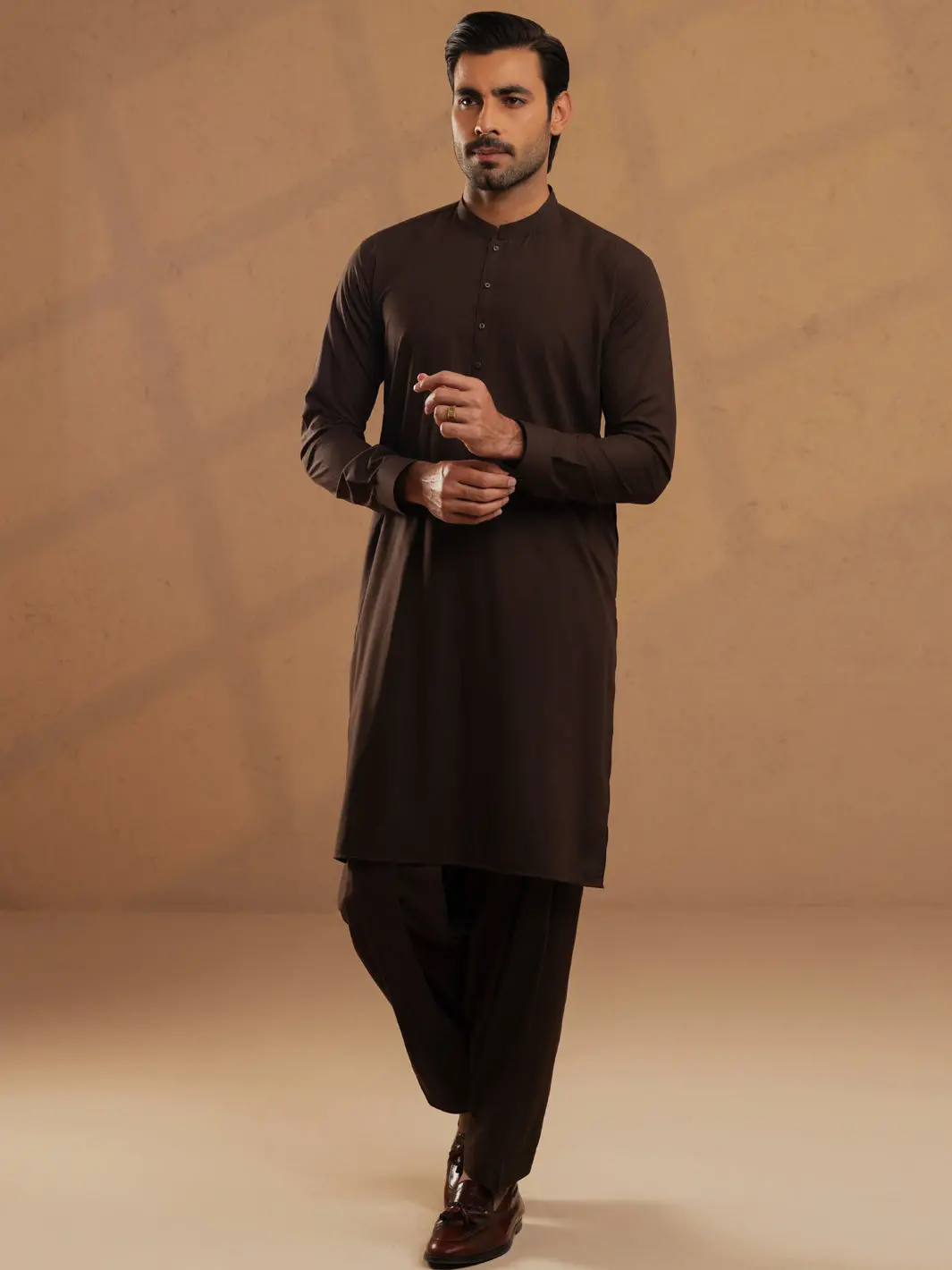 Dark Brown Blended Unstitched Fabric - Al-Un-Jhr-6151 1