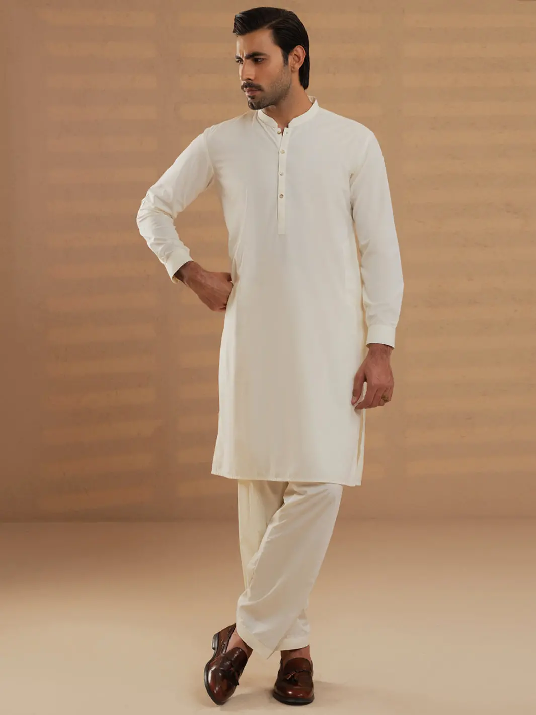 Off White Blended Unstitched Fabric - Al-Un-Jhr-6151 1